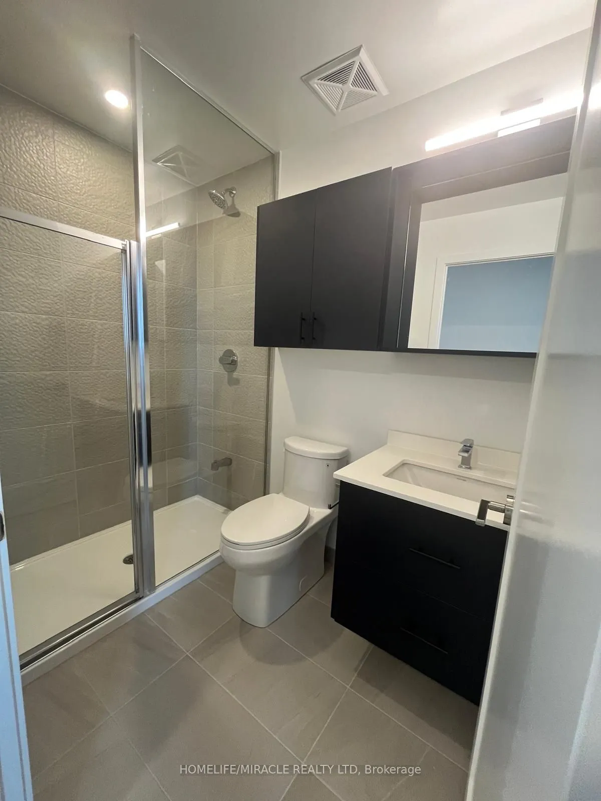 5105 Hurontario Street, #639