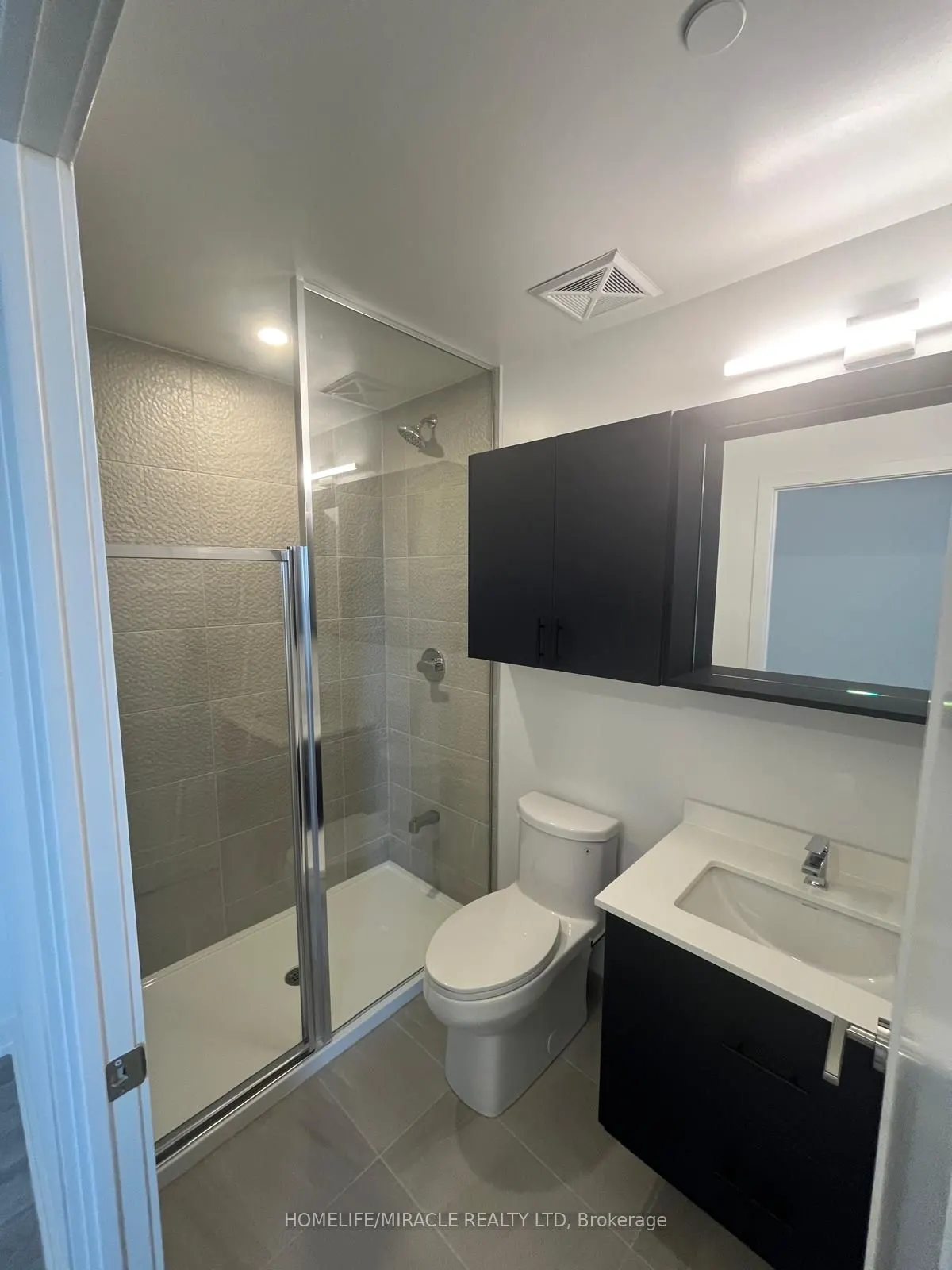 5105 Hurontario Street, #639