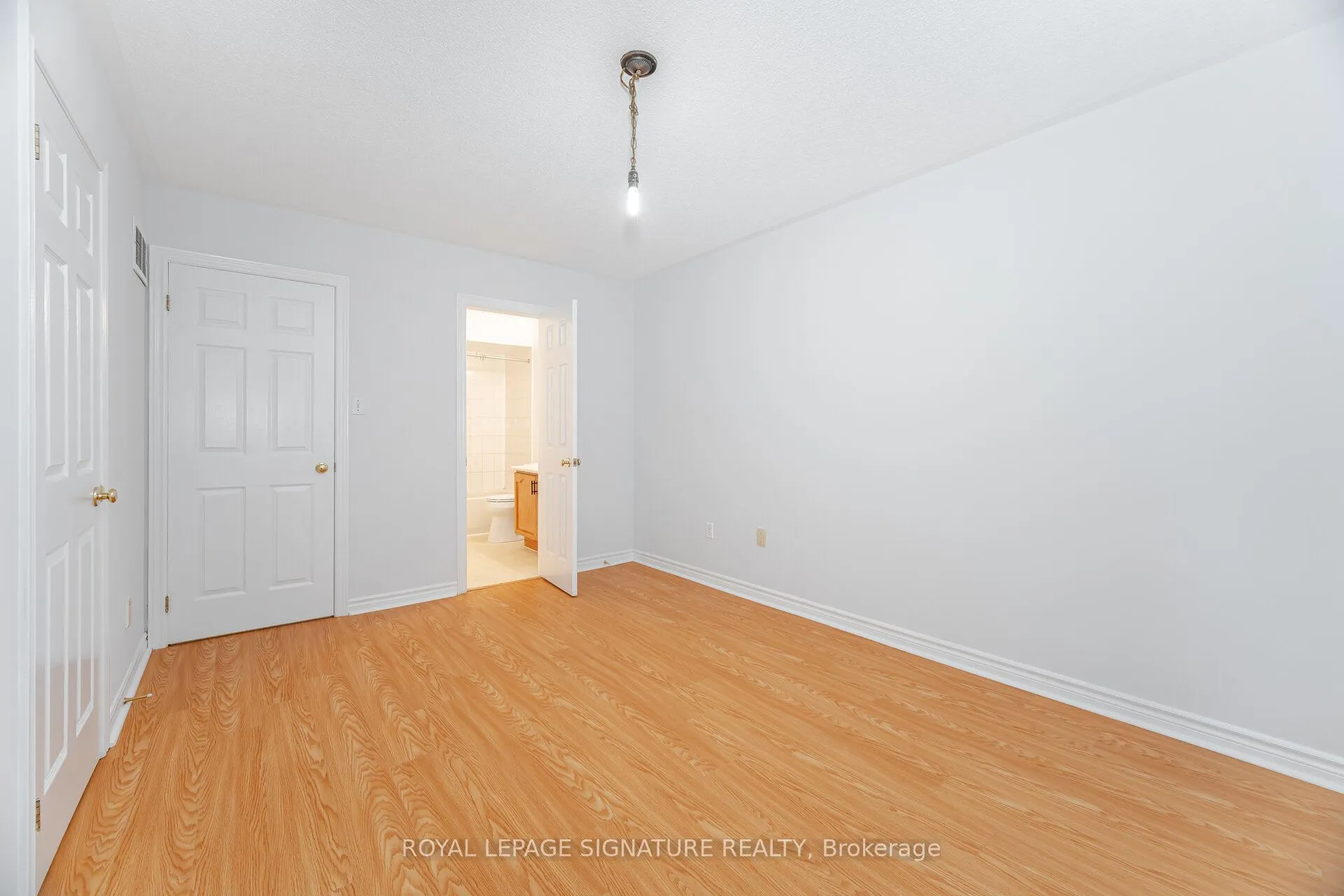 17 Quail Feather Crescent