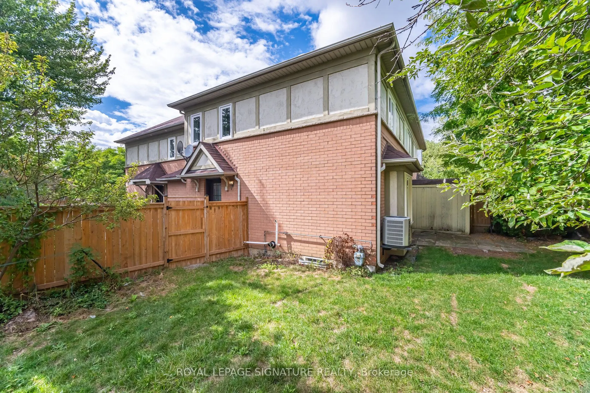 17 Quail Feather Crescent