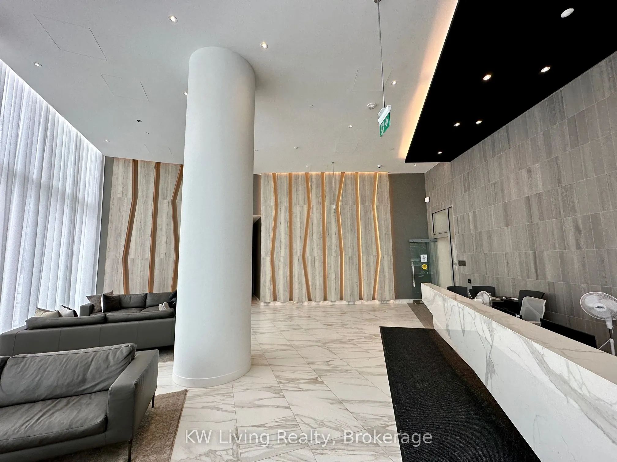 3883 Quartz Road, #2204