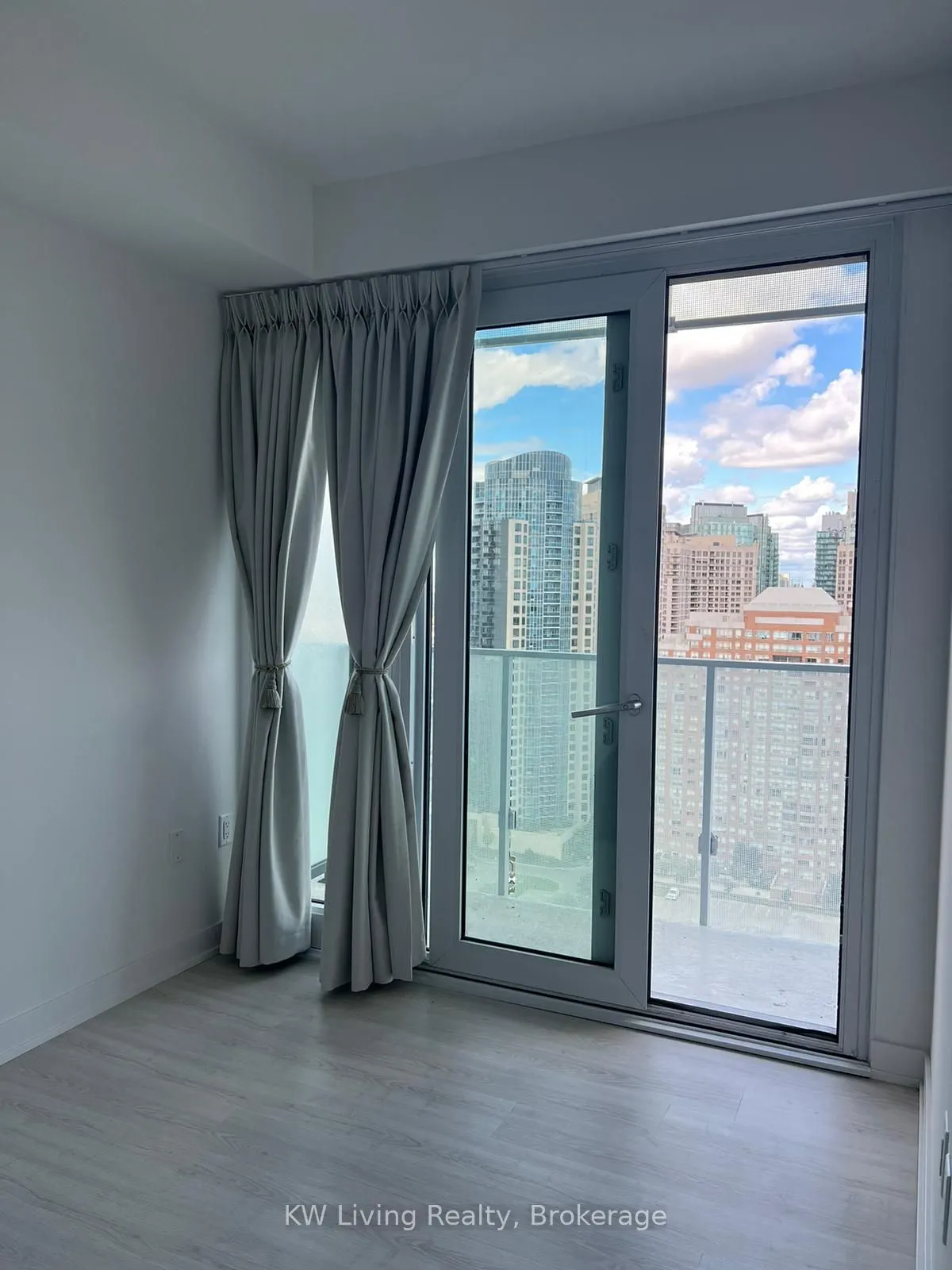 3883 Quartz Road, #2204