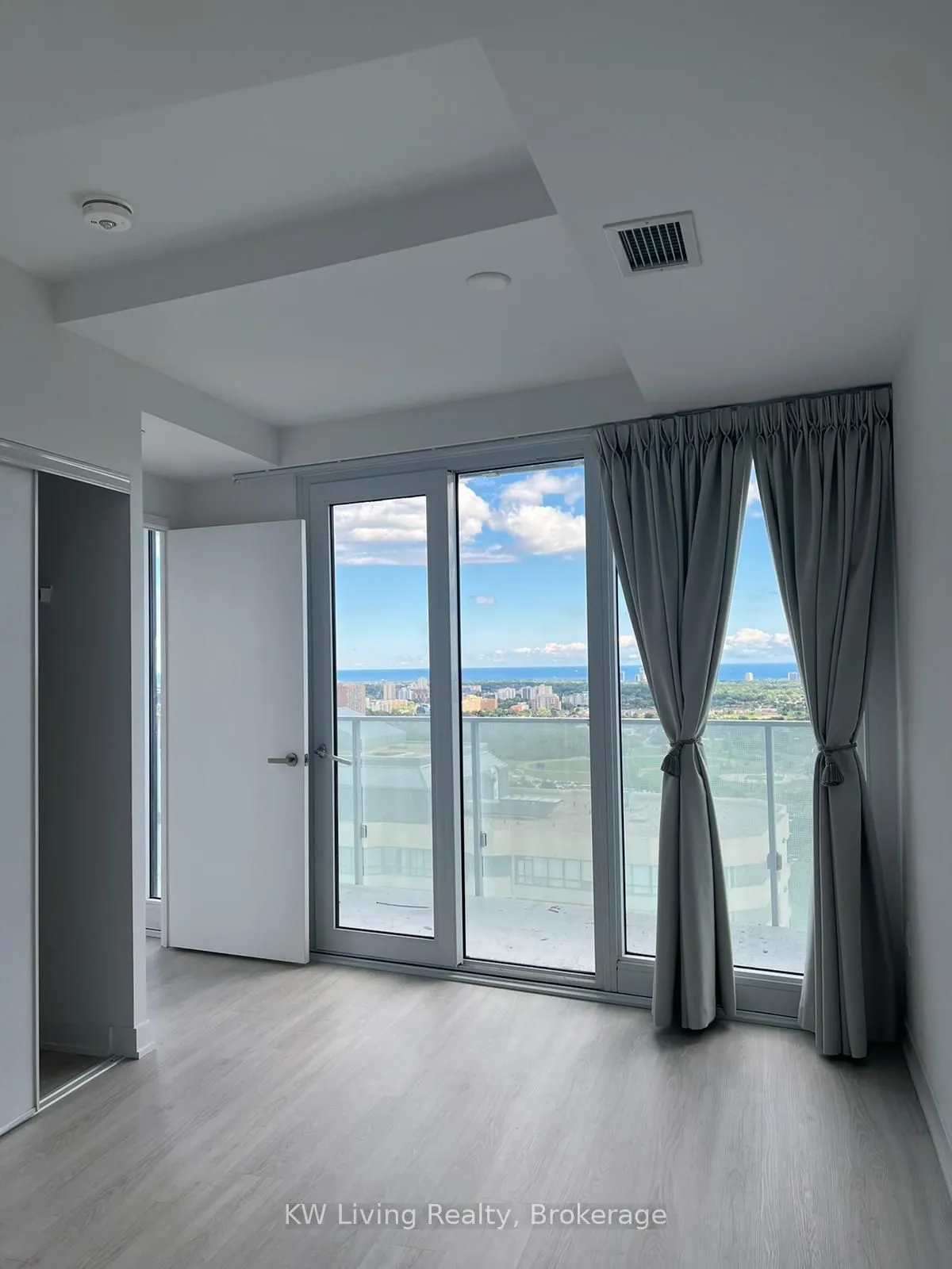 3883 Quartz Road, #2204