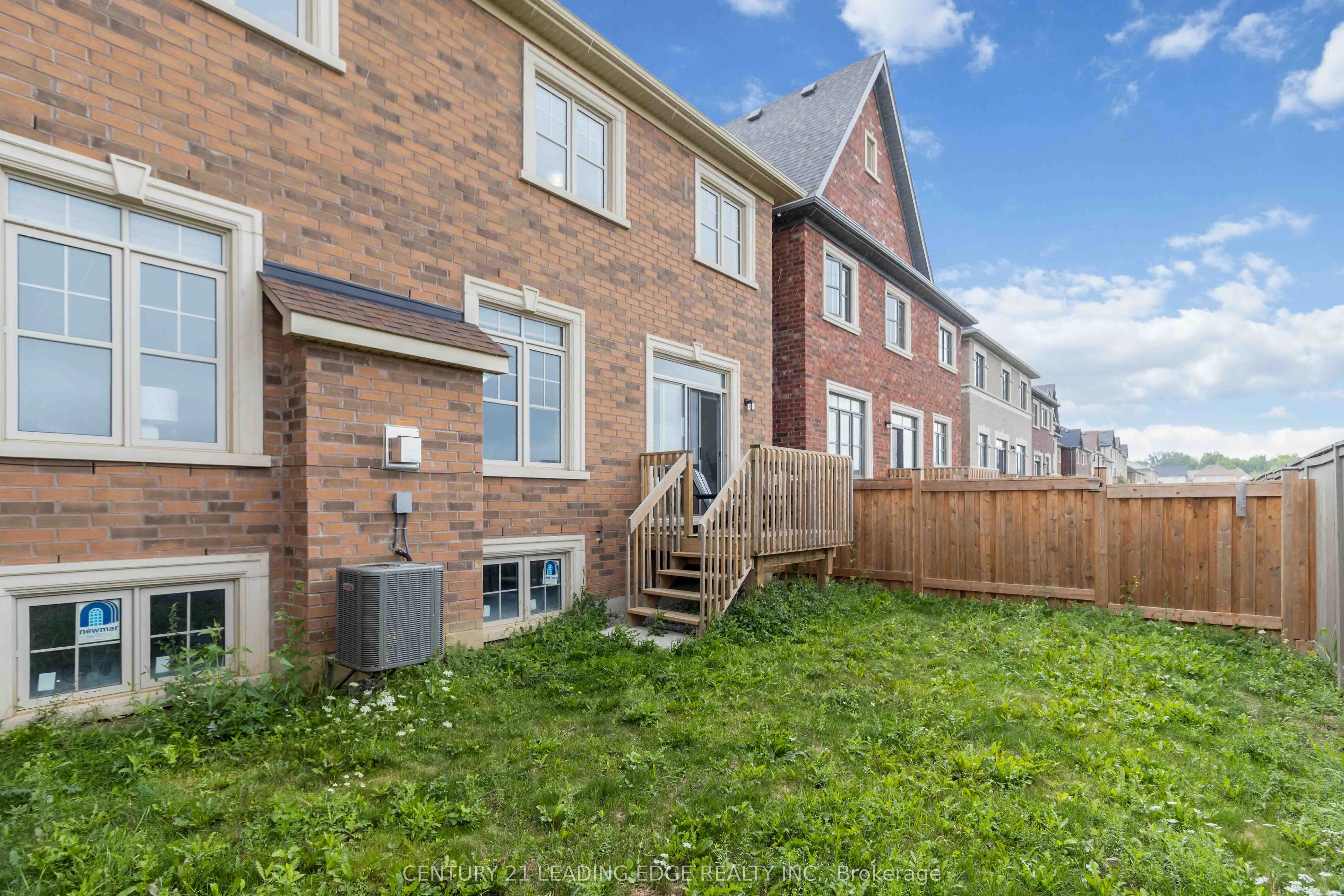 4 WAINWRIGHT Drive