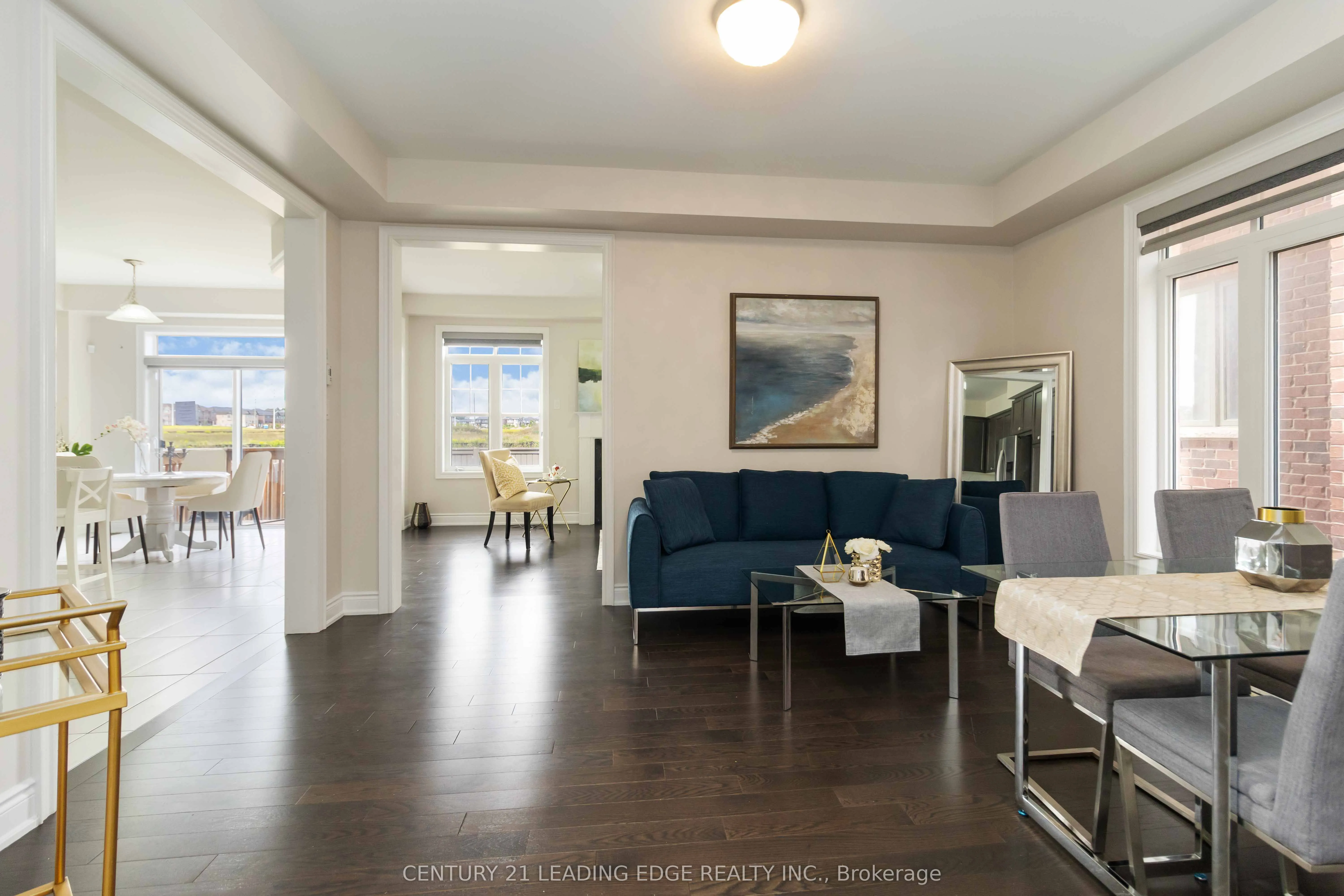 4 WAINWRIGHT Drive