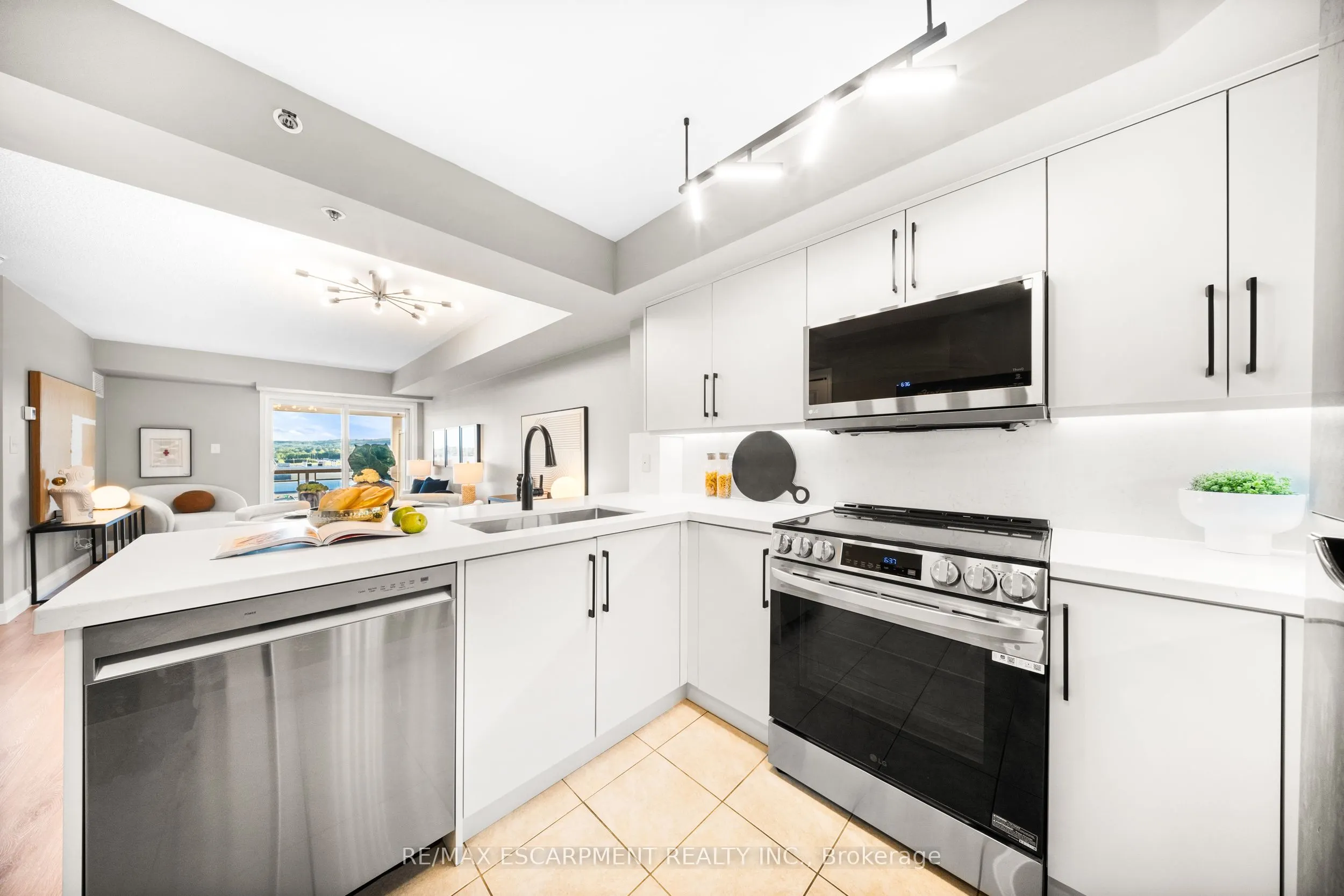 3070 Rotary Way, #416