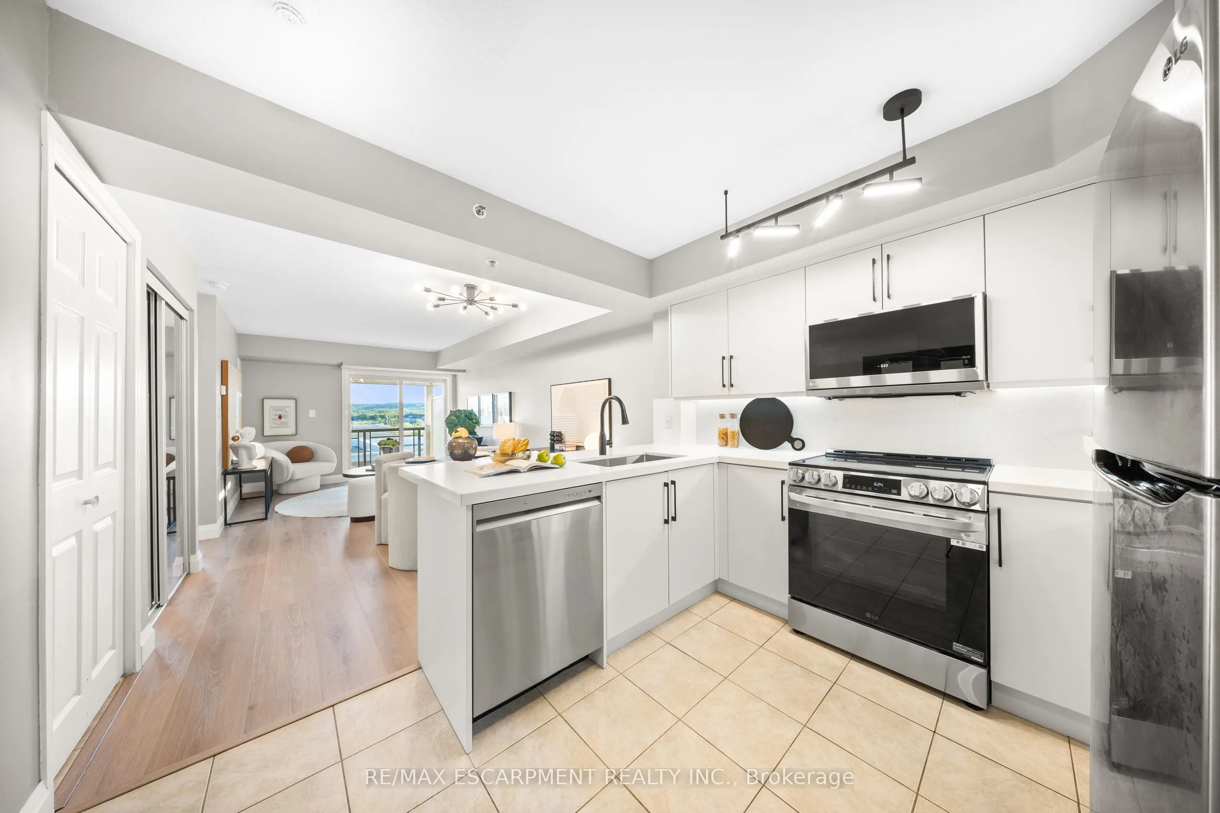 3070 Rotary Way, #416