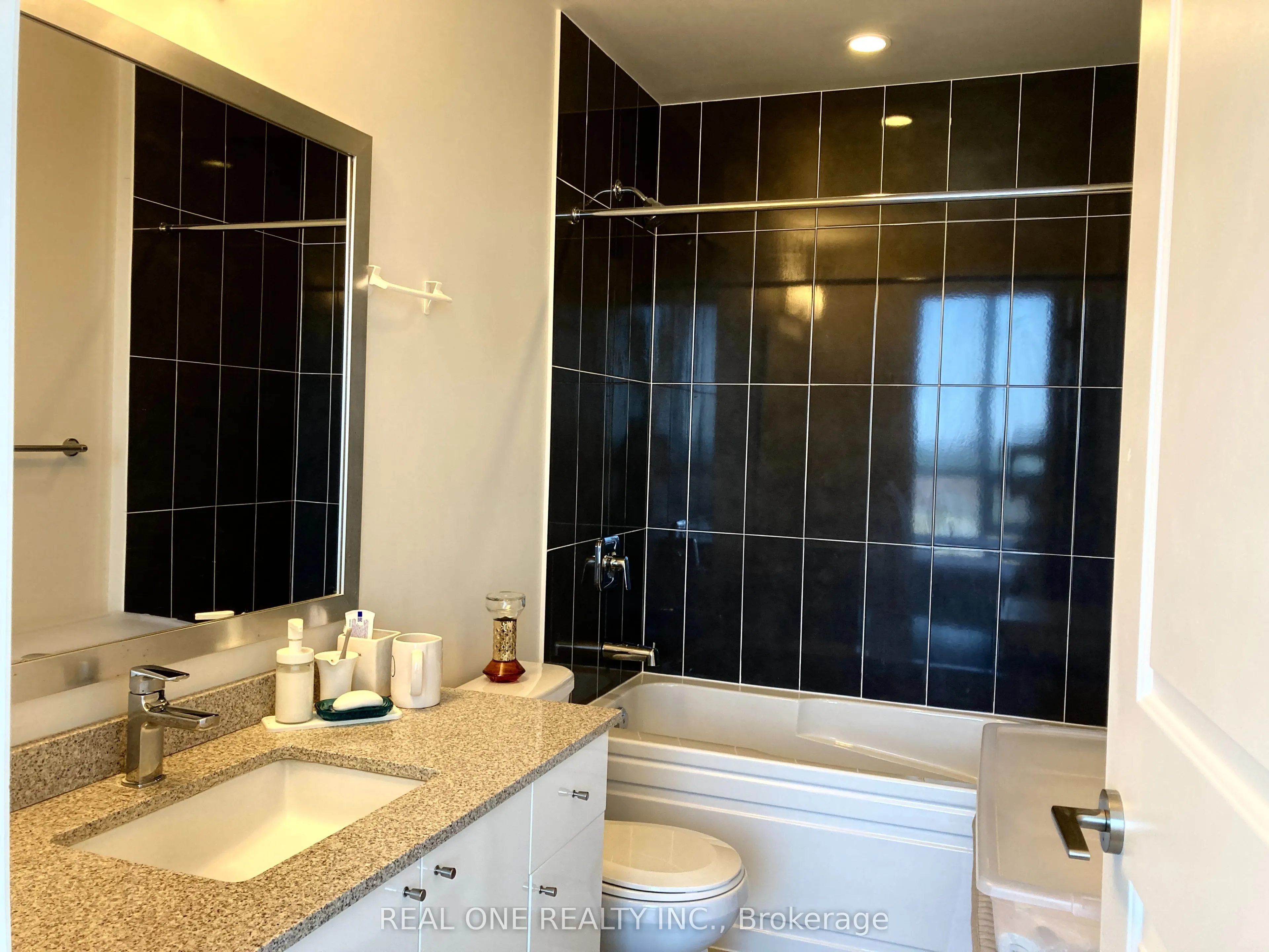 5025 Four Springs Avenue, #1007