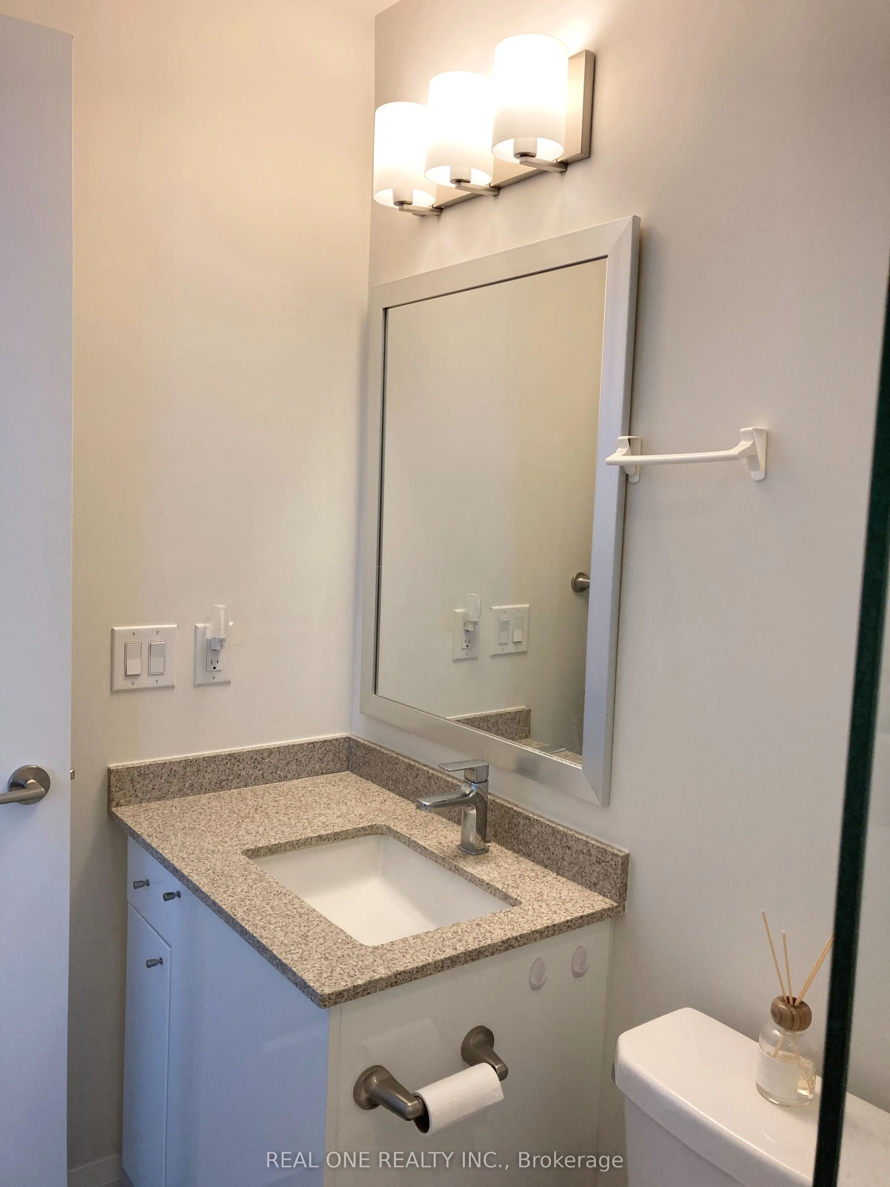 5025 Four Springs Avenue, #1007