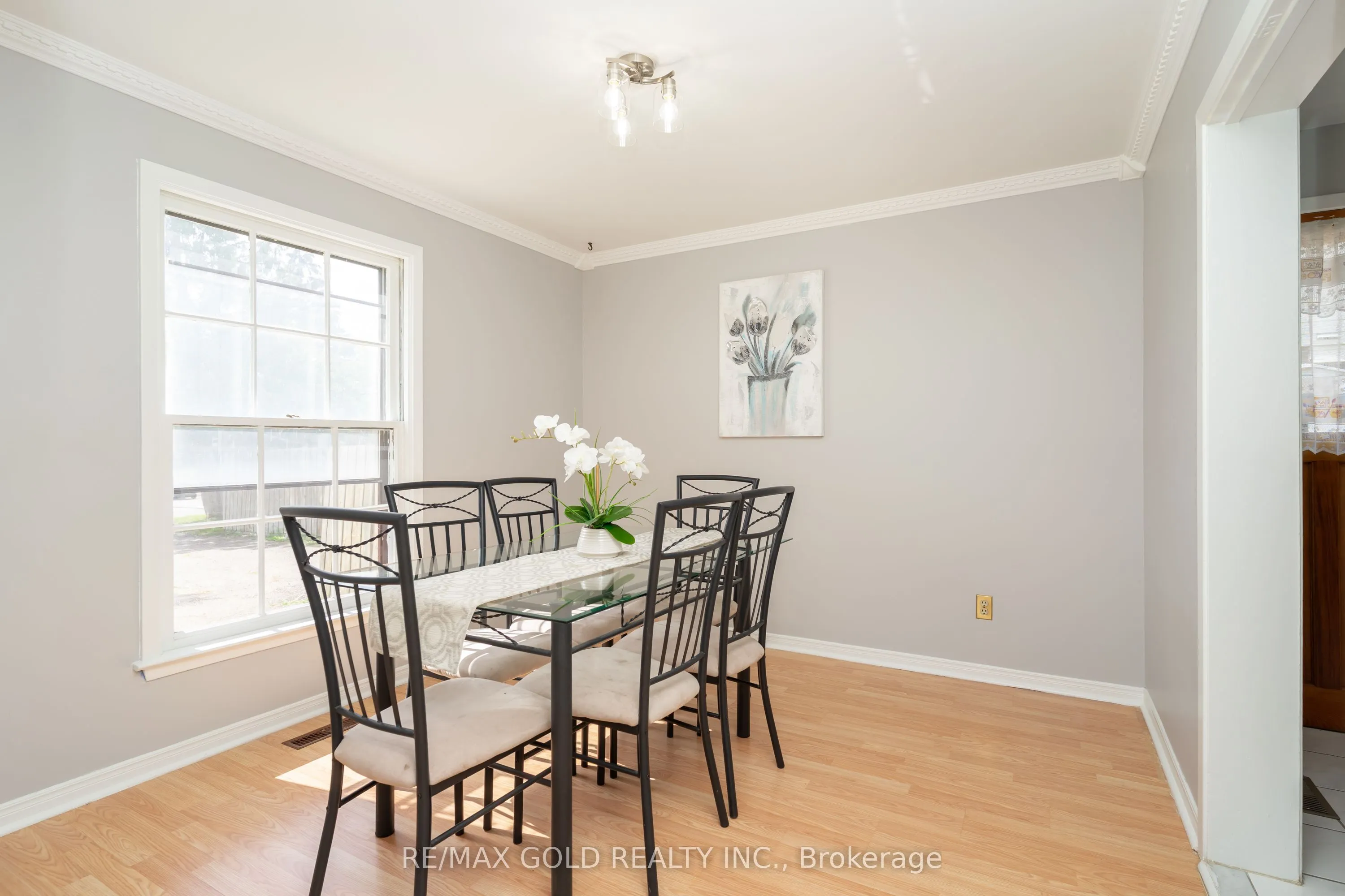 66 Danesbury Crescent