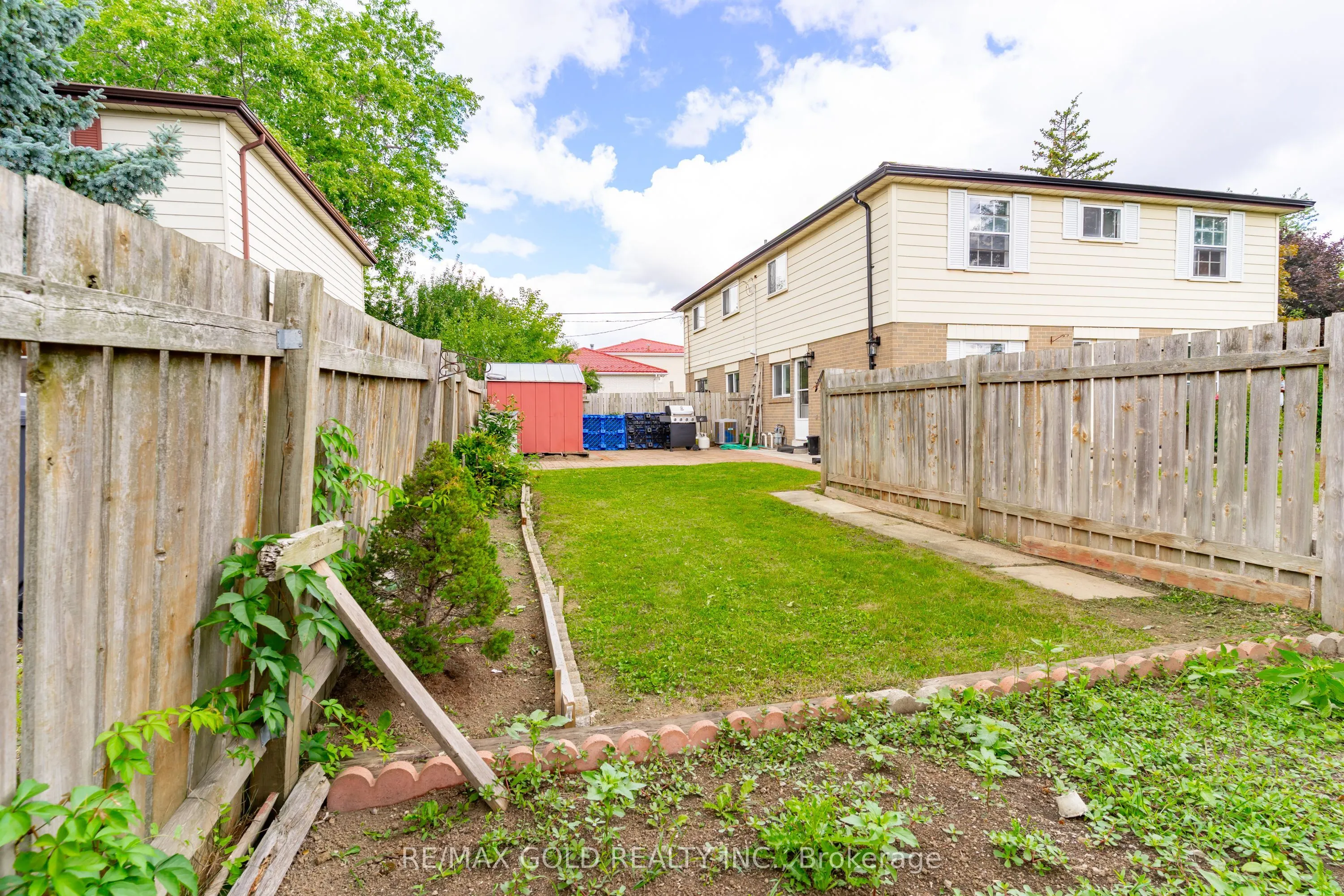 66 Danesbury Crescent