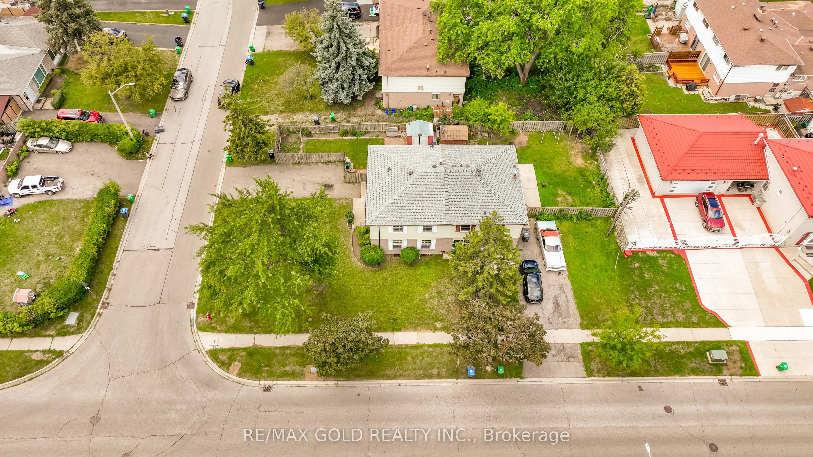 66 Danesbury Crescent