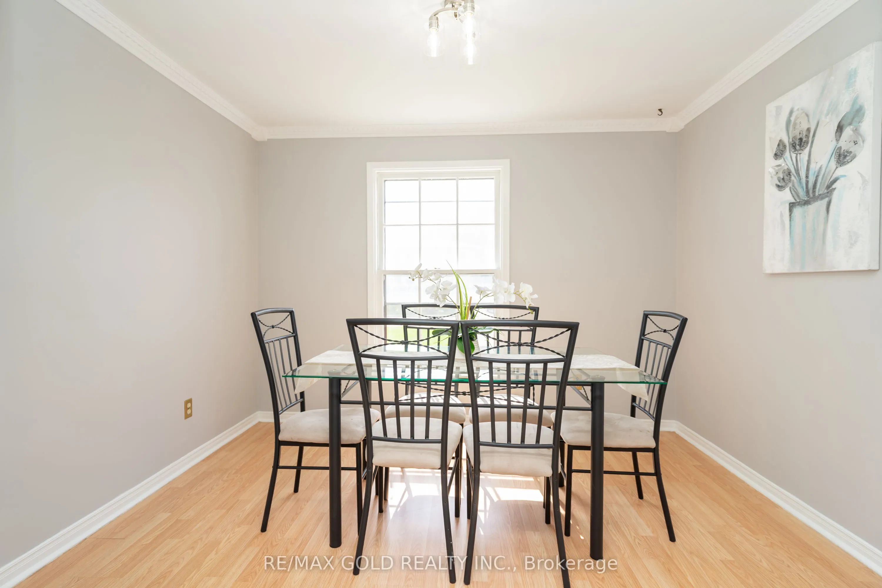 66 Danesbury Crescent