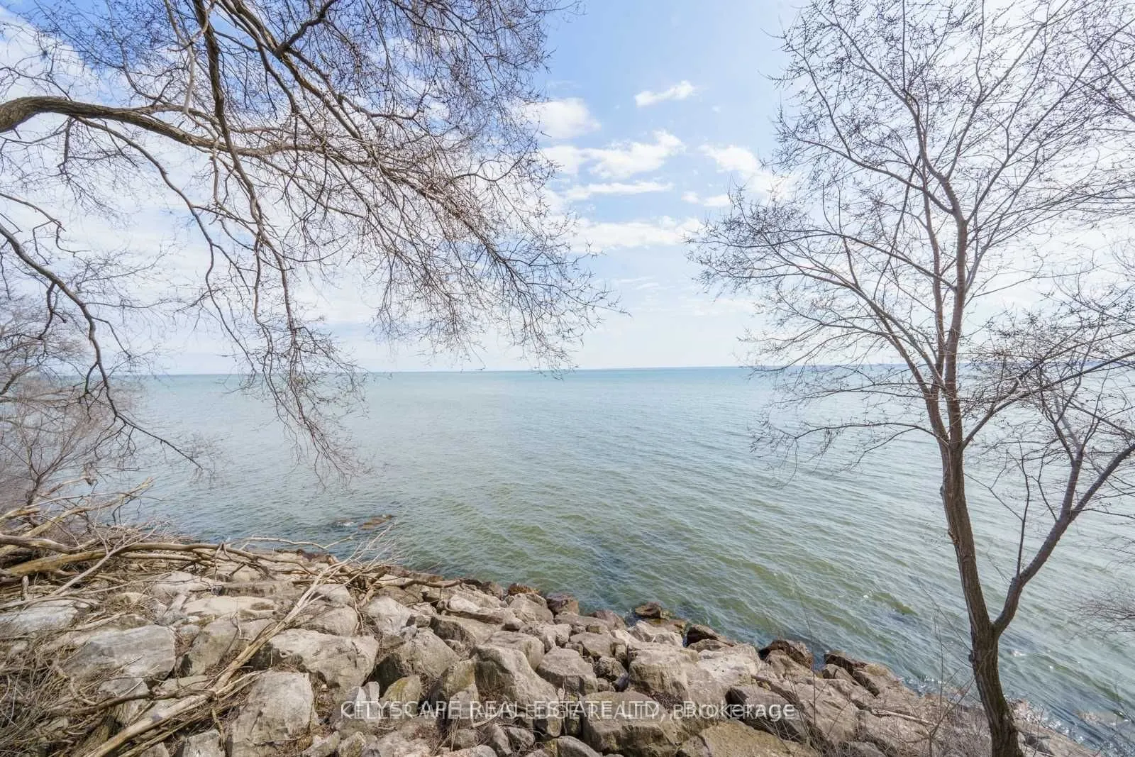 5348 Lakeshore Road, #510