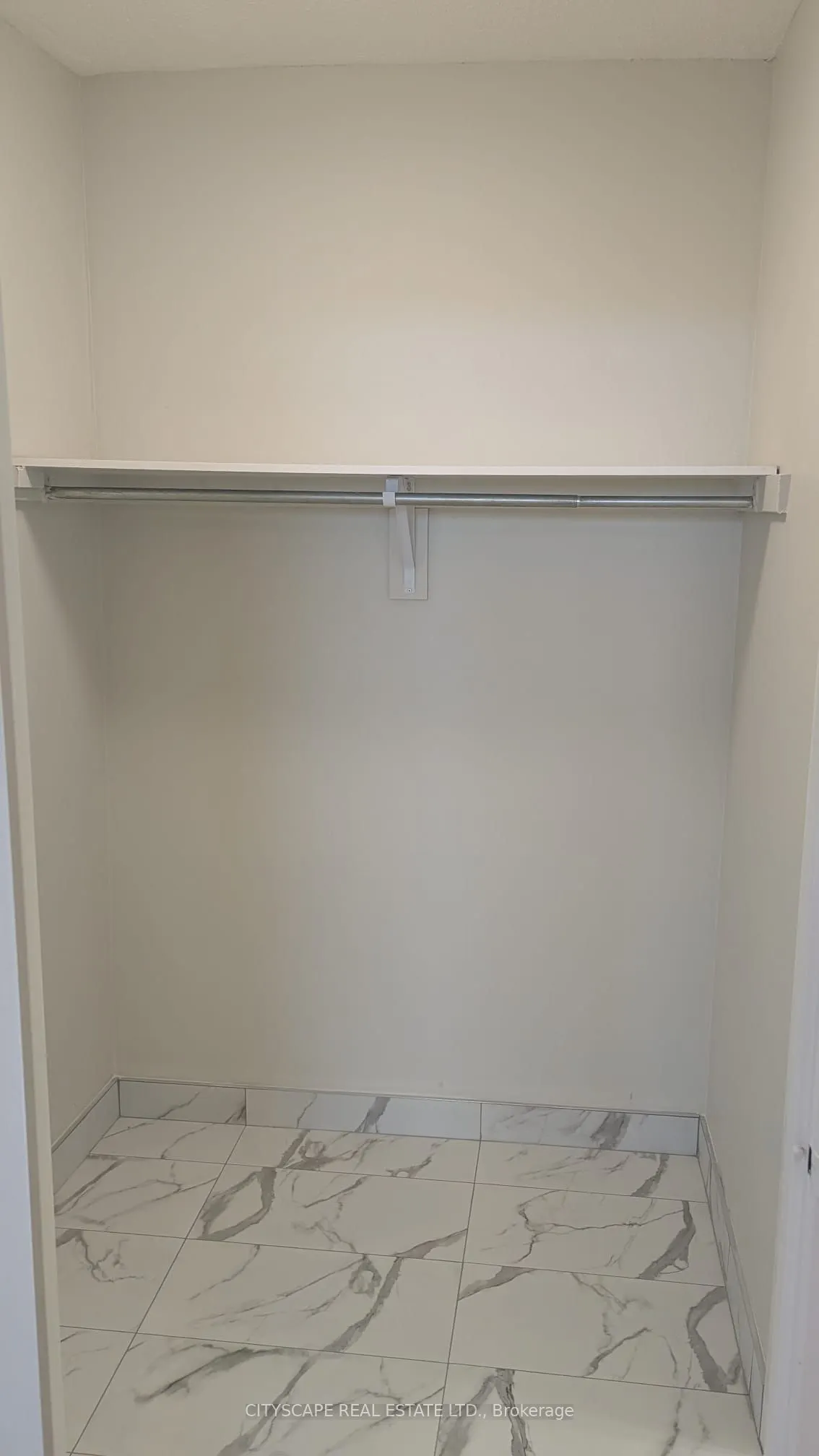 5348 Lakeshore Road, #510