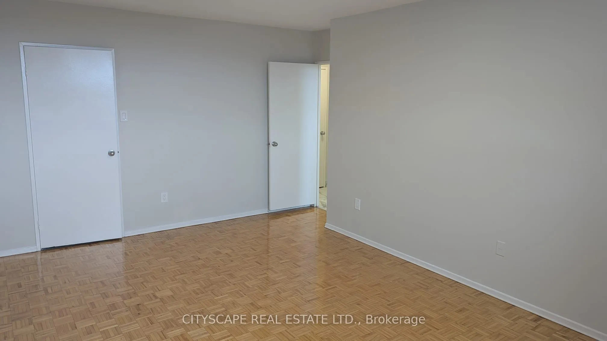 5348 Lakeshore Road, #510