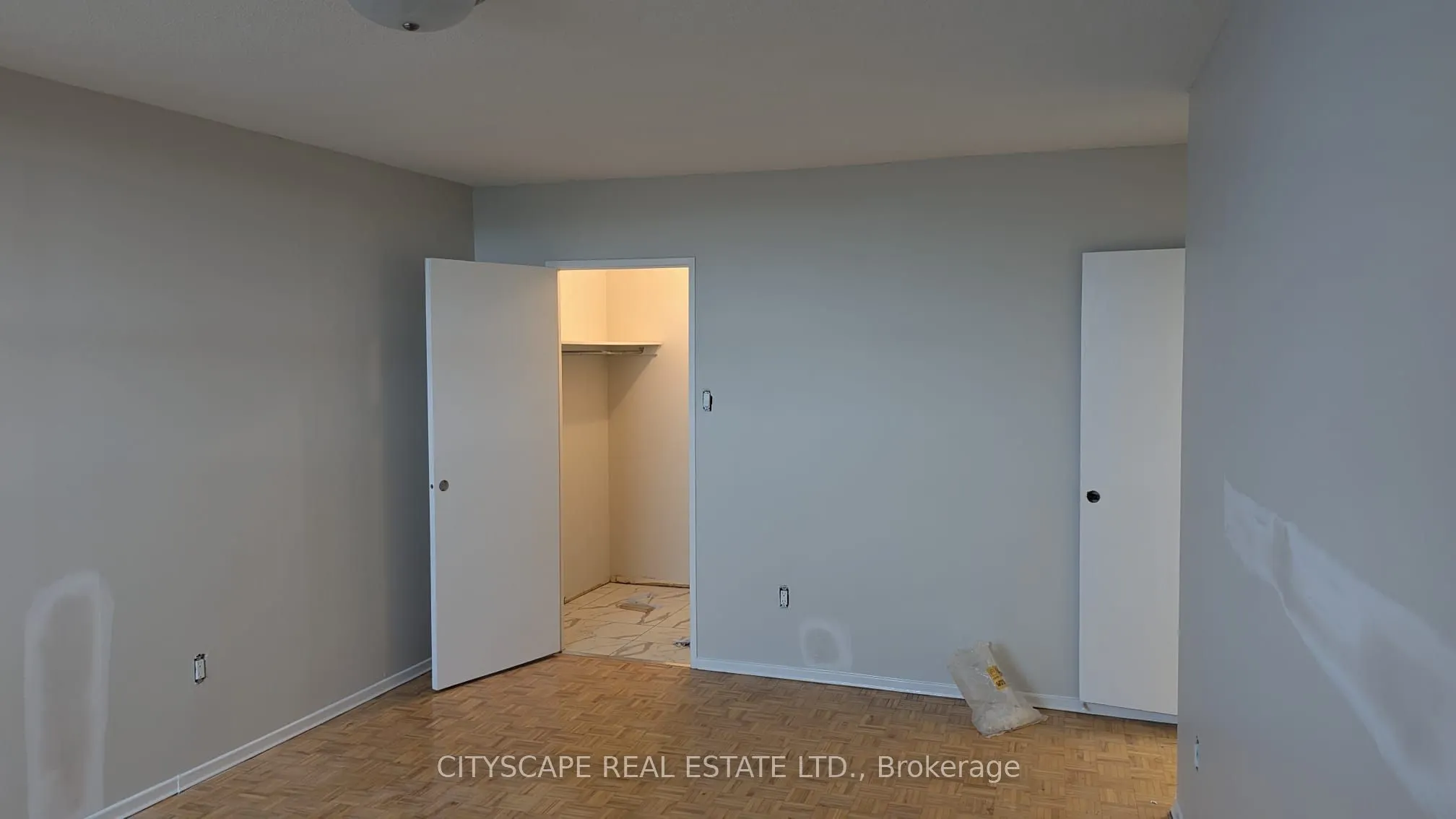 5348 Lakeshore Road, #510