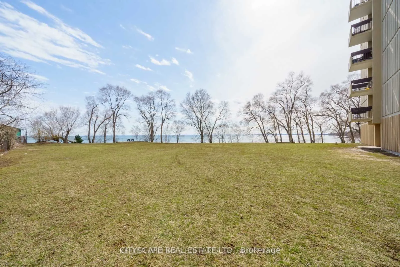 5348 Lakeshore Road, #510