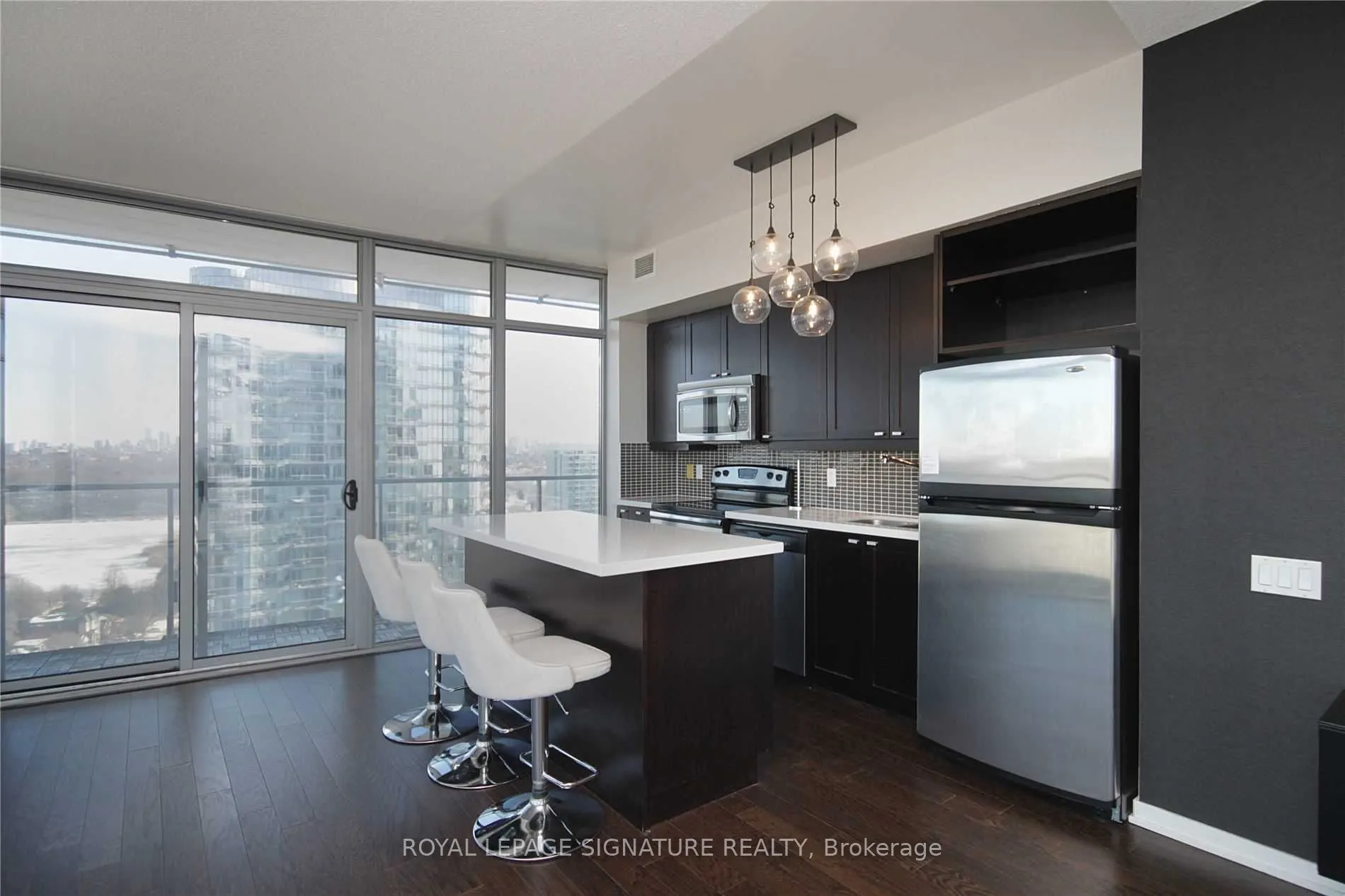 103 The Queensway, #2012