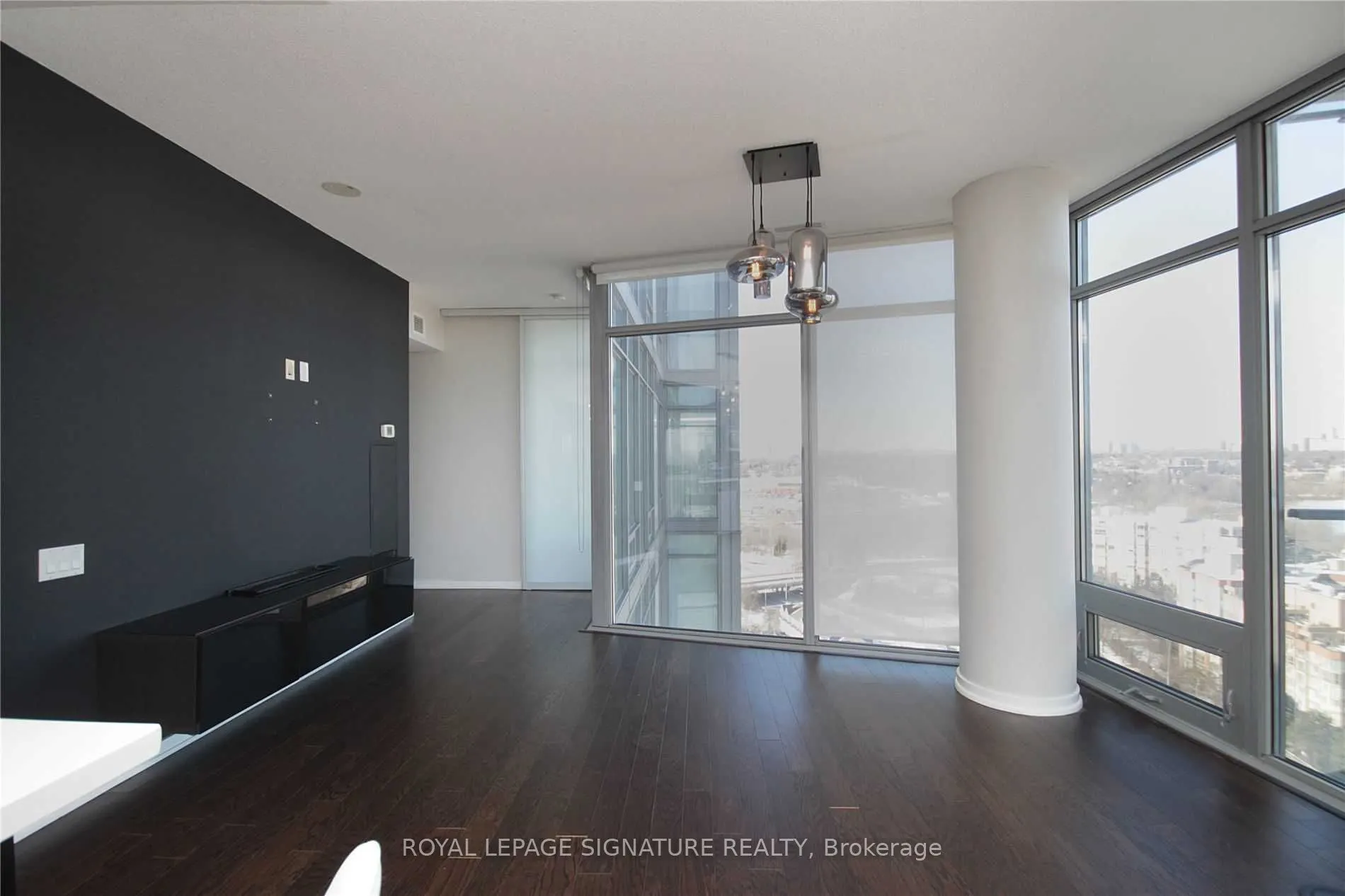 103 The Queensway, #2012