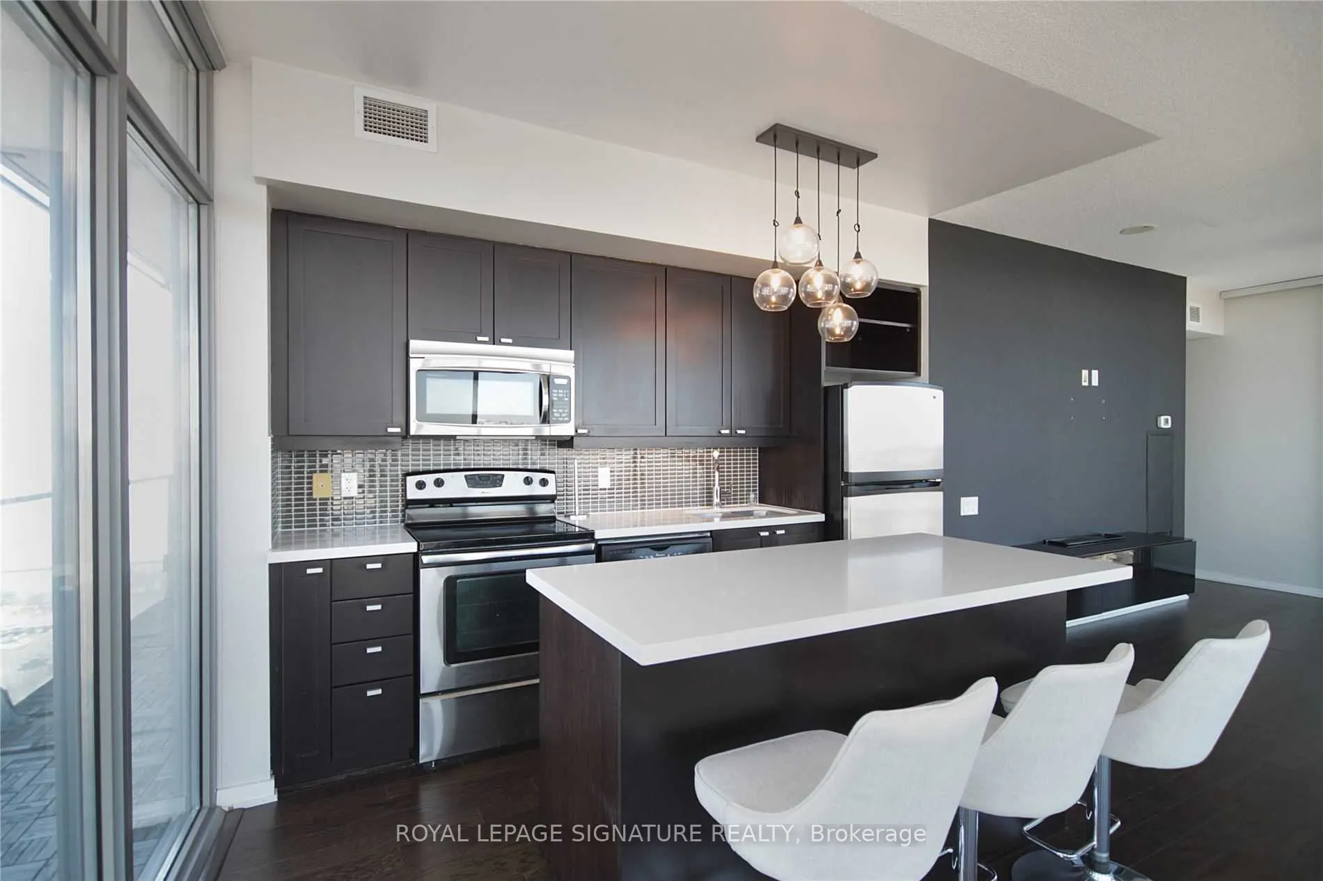 103 The Queensway, #2012