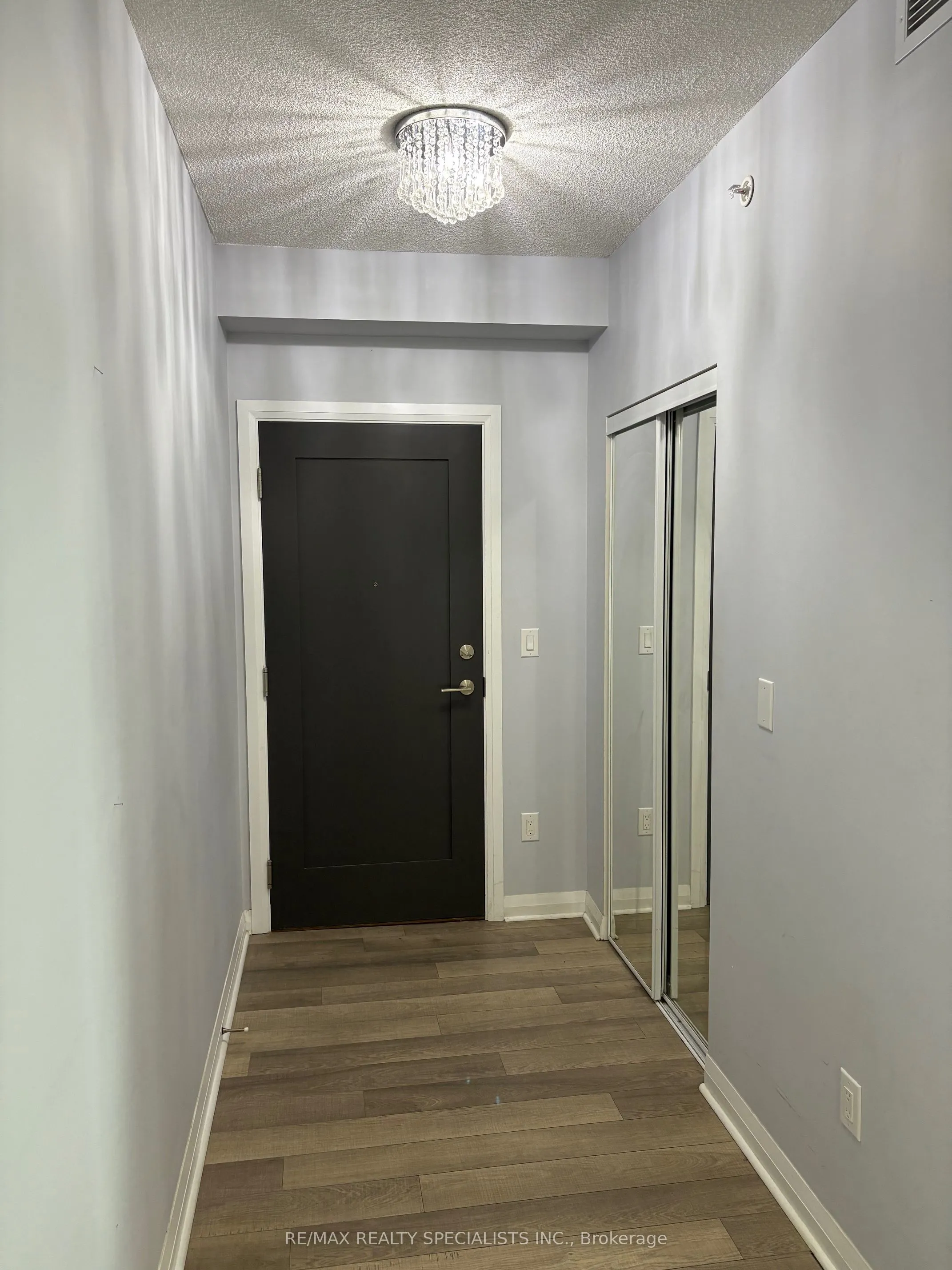 5033 FOUR SPRINGS Avenue, #520
