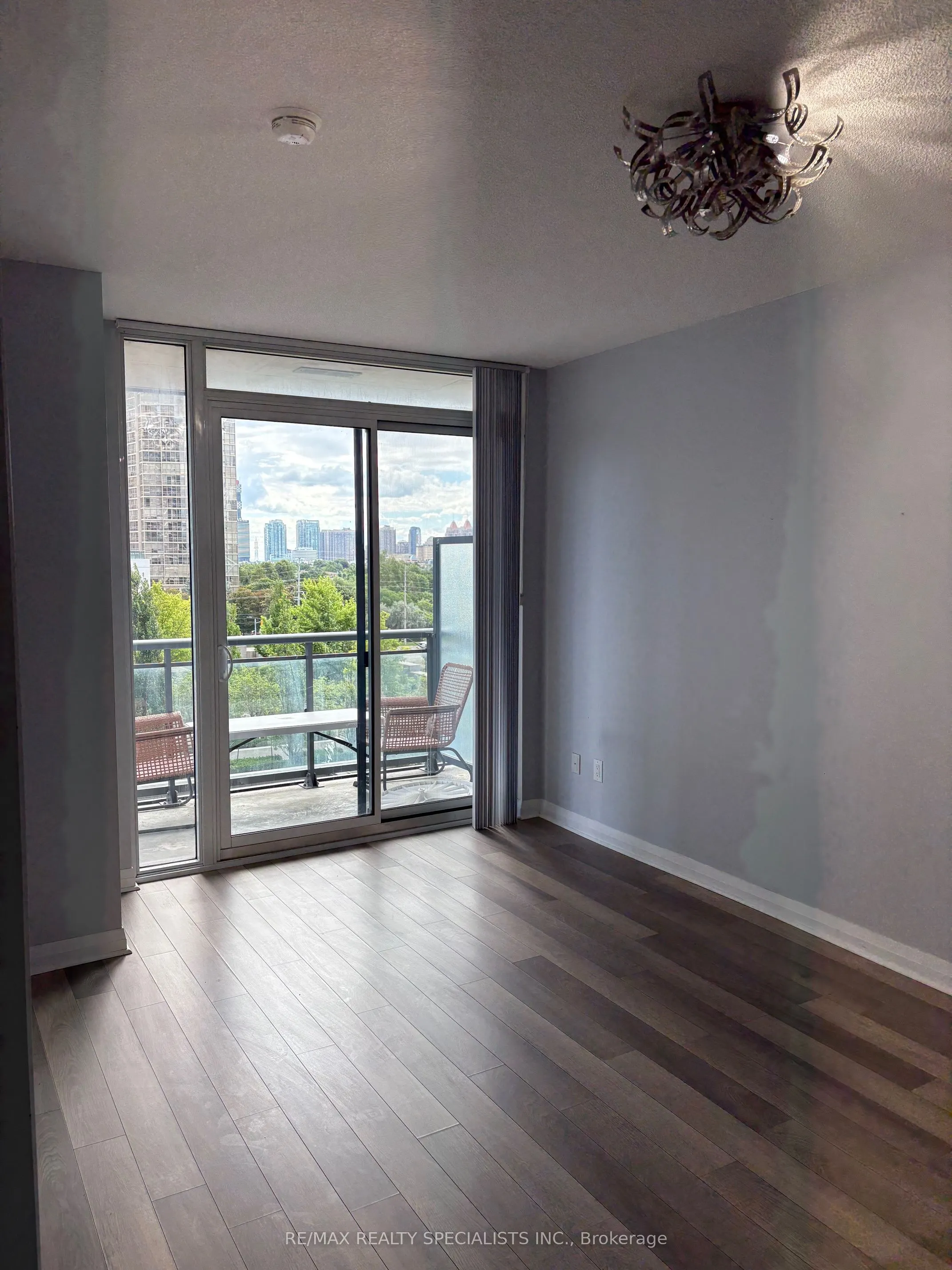 5033 FOUR SPRINGS Avenue, #520
