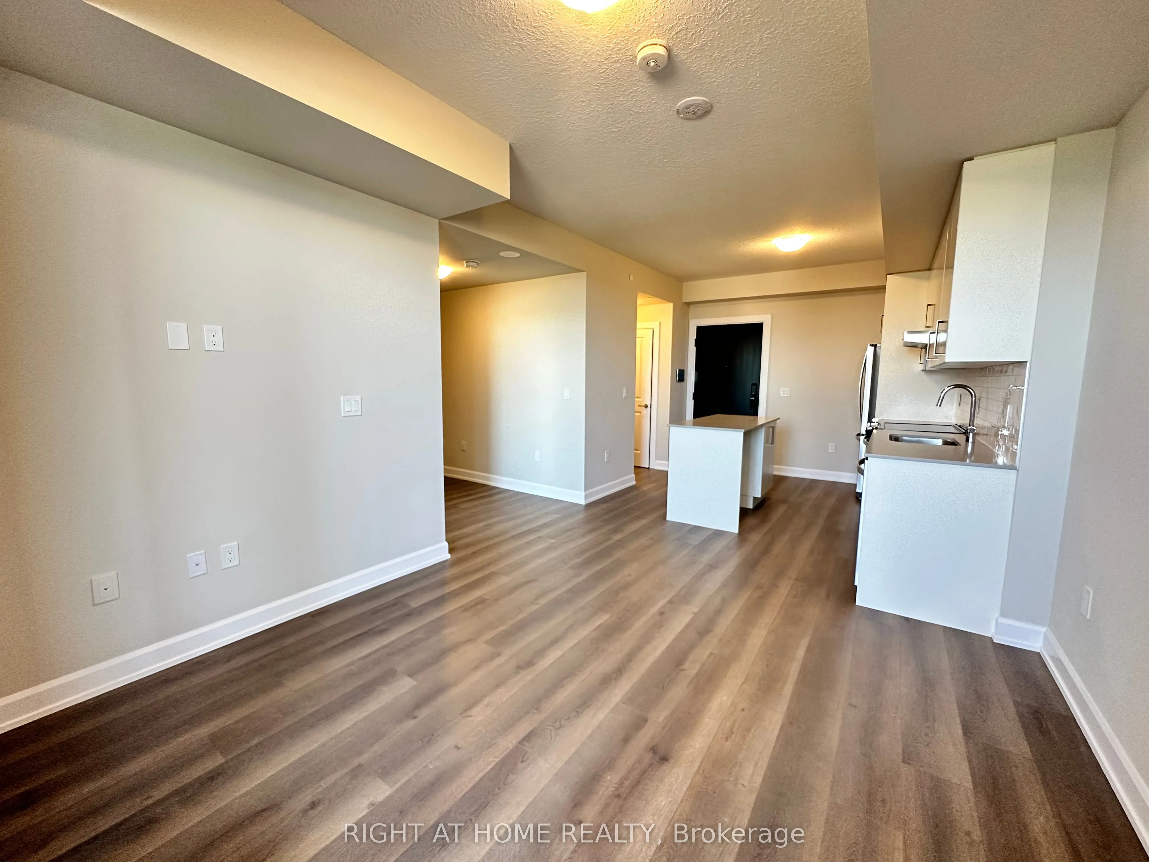 3200 William Coltson Crescent, #908