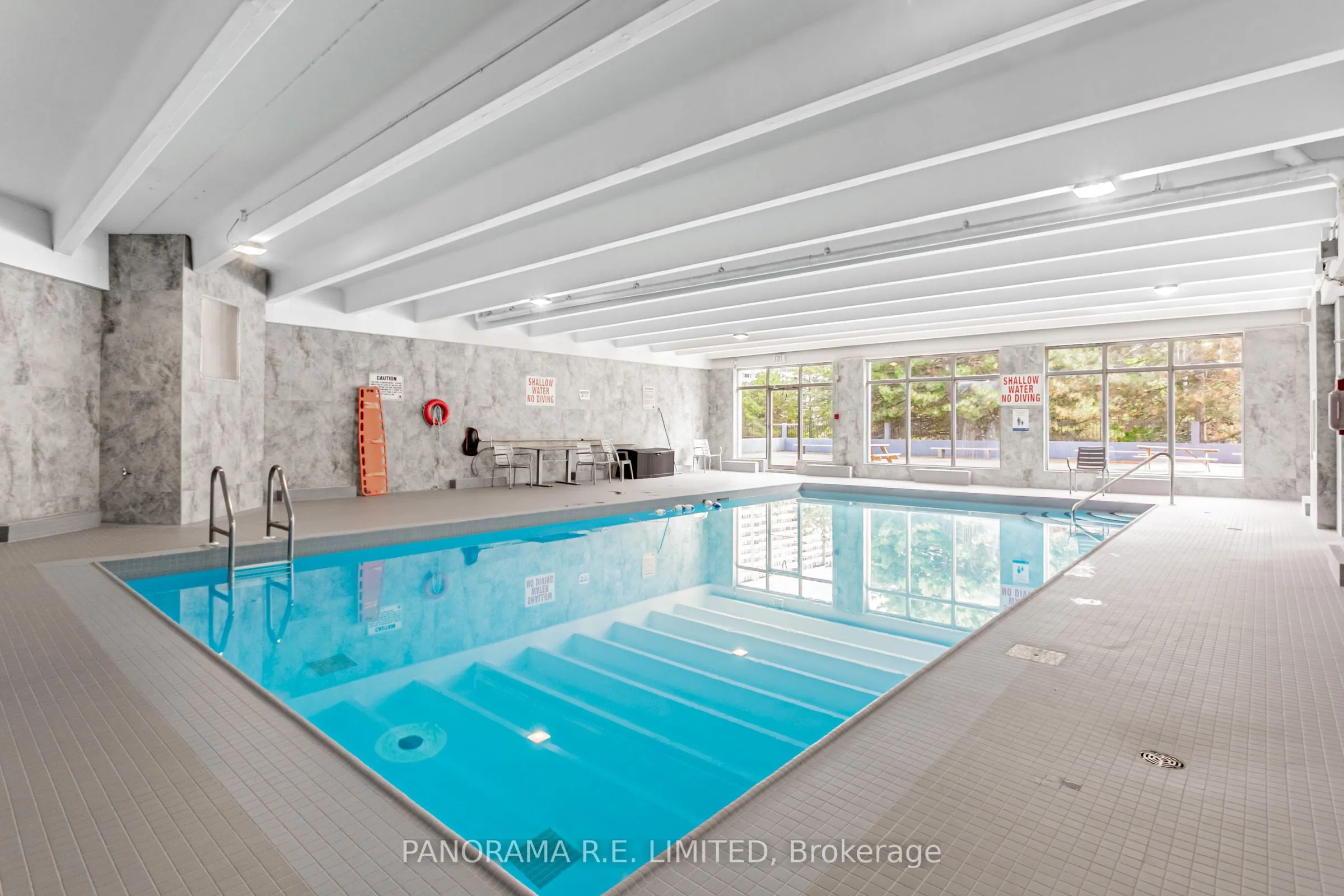 3590 Kaneff Crescent, #1904