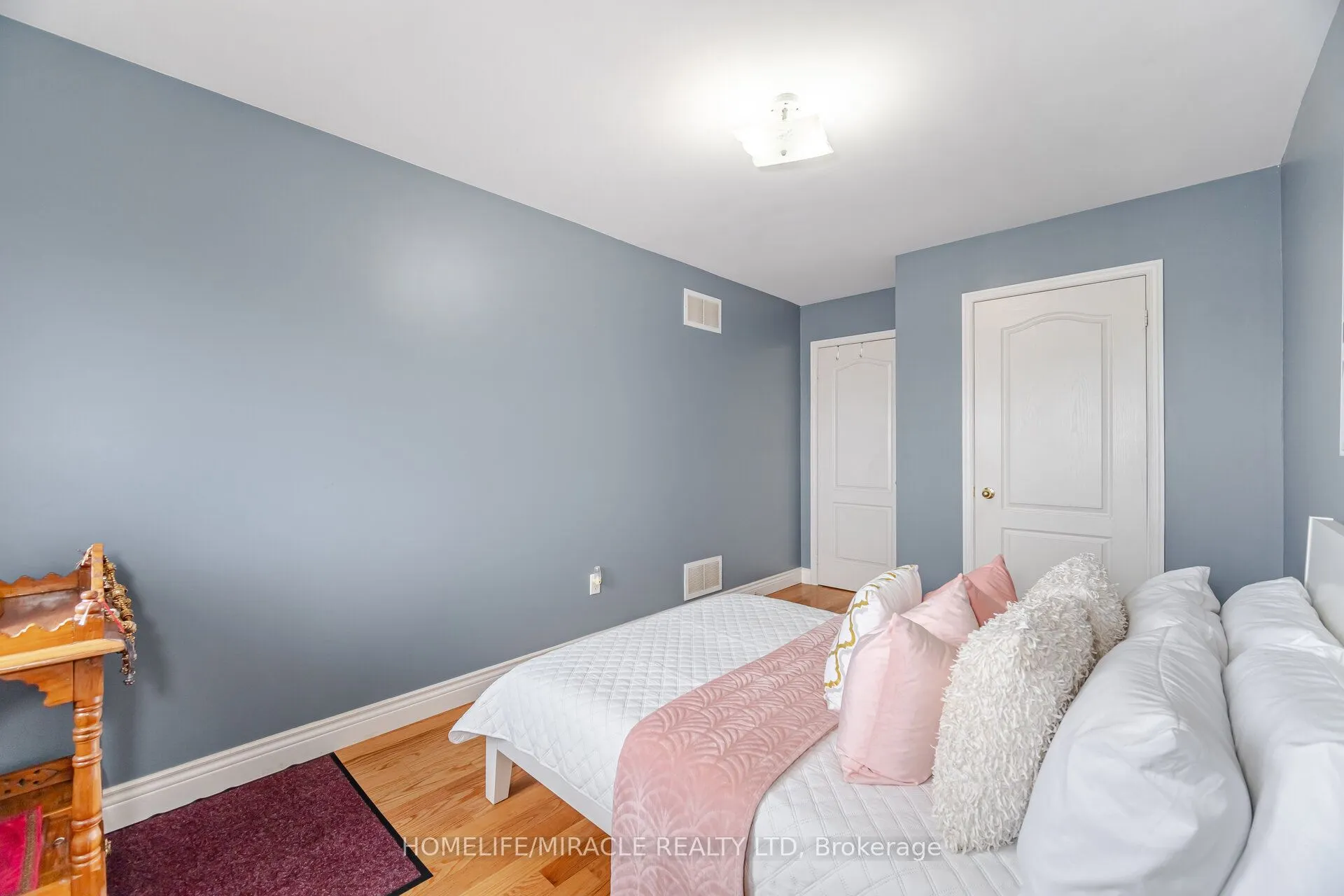 106 Eastbrook Way