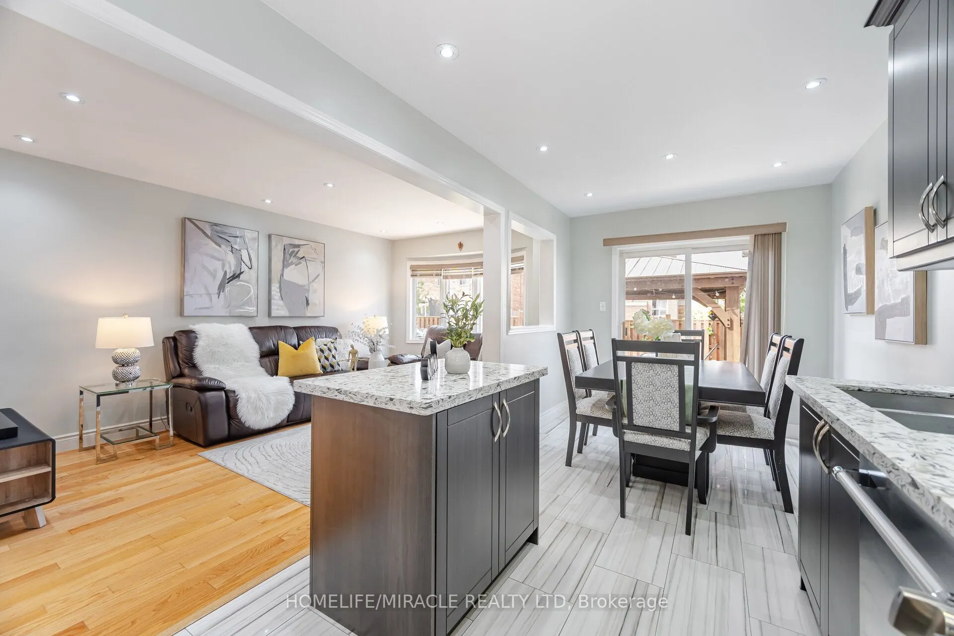 106 Eastbrook Way