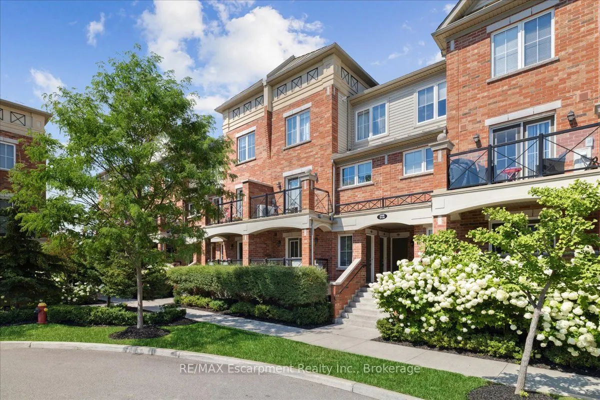 2508 Post Road, #17