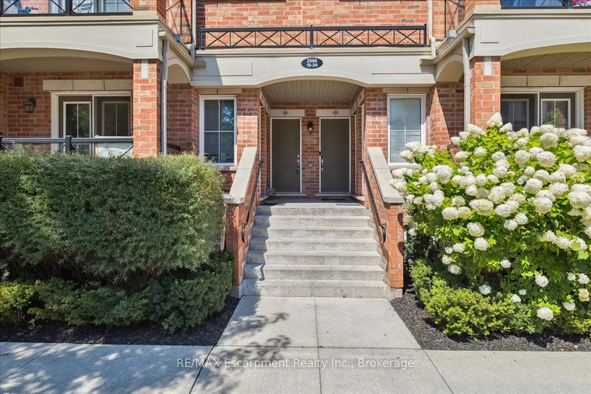 2508 Post Road, #17