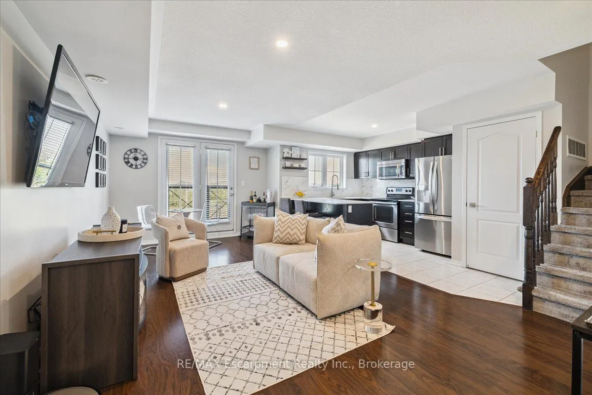 2508 Post Road, #17