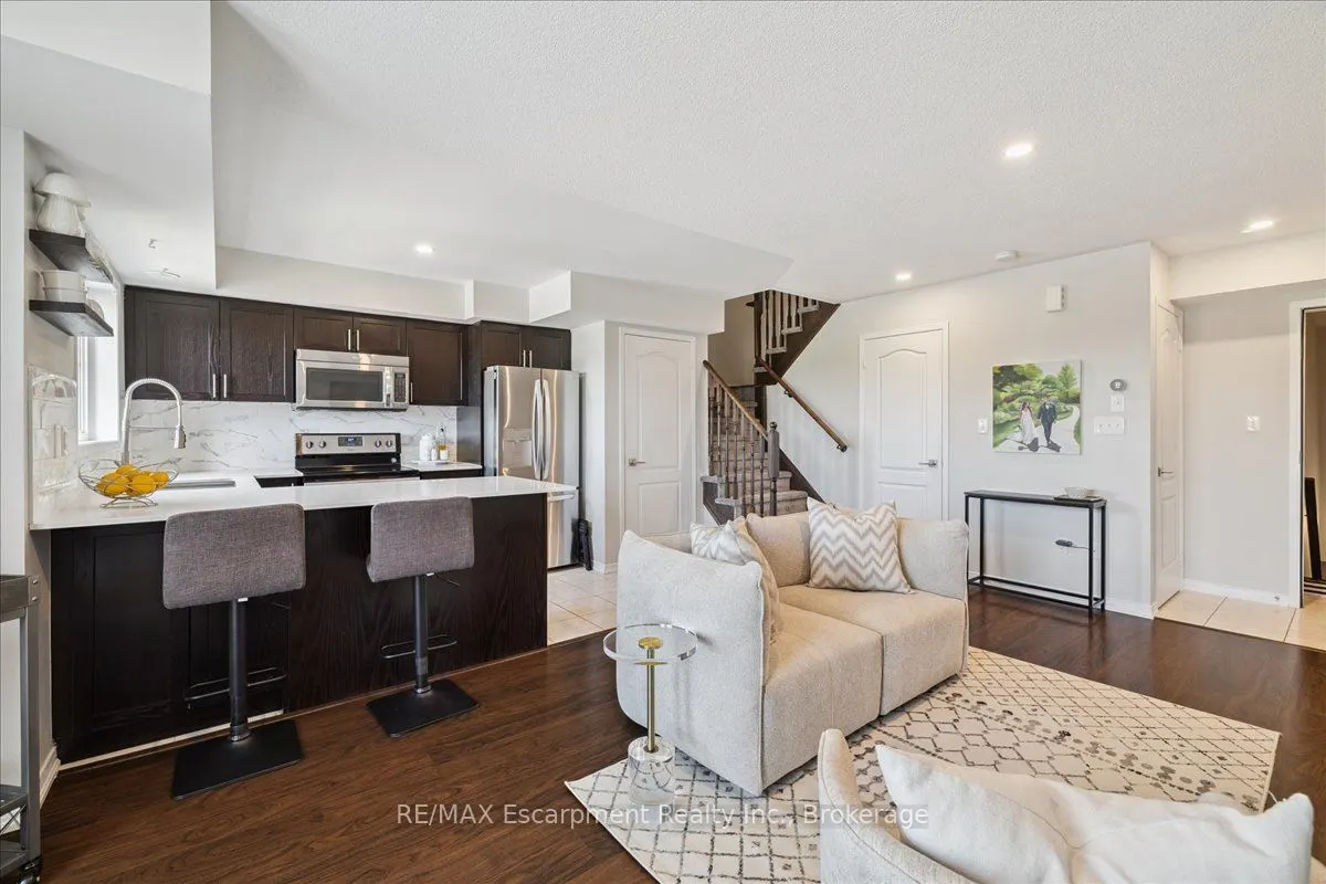2508 Post Road, #17