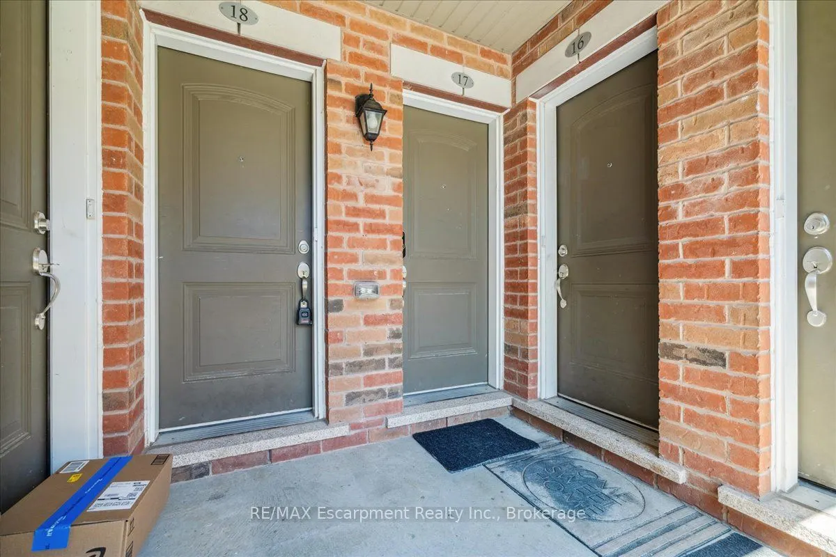 2508 Post Road, #17