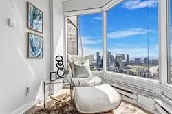 1 Palace Pier Court, #Ph 4507