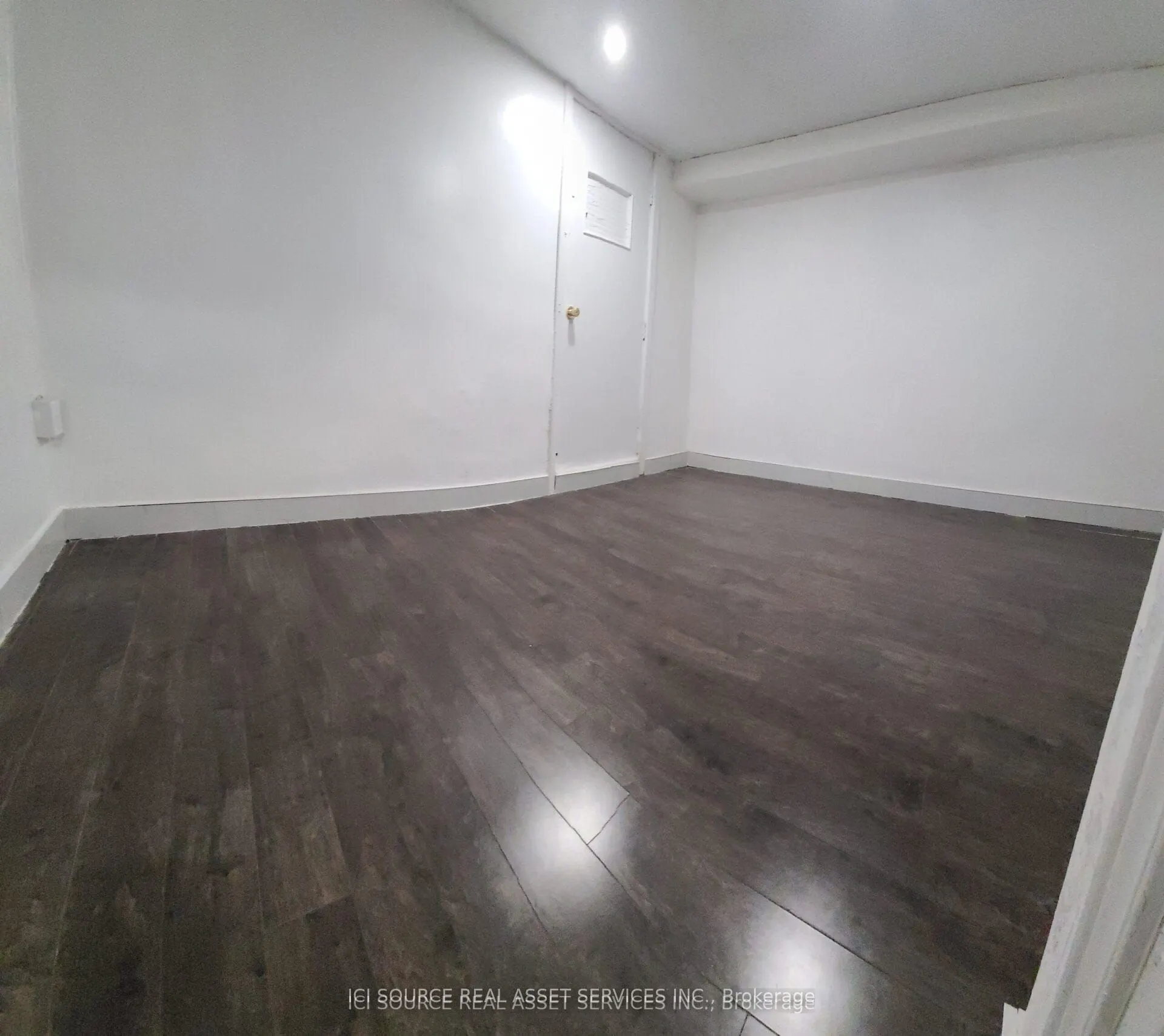 117 Firgrove Crescent, #Basement