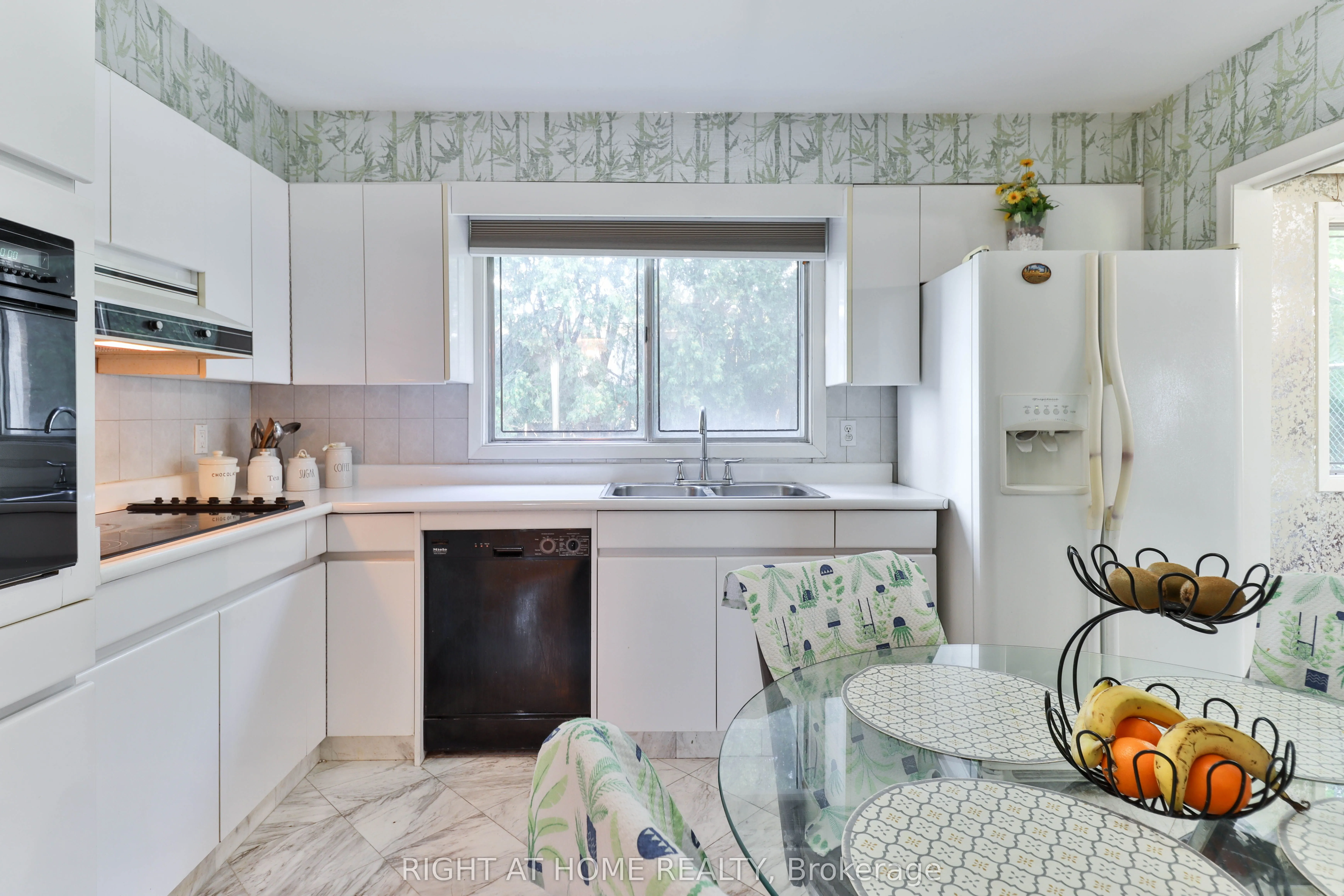 106 Grandravine Drive