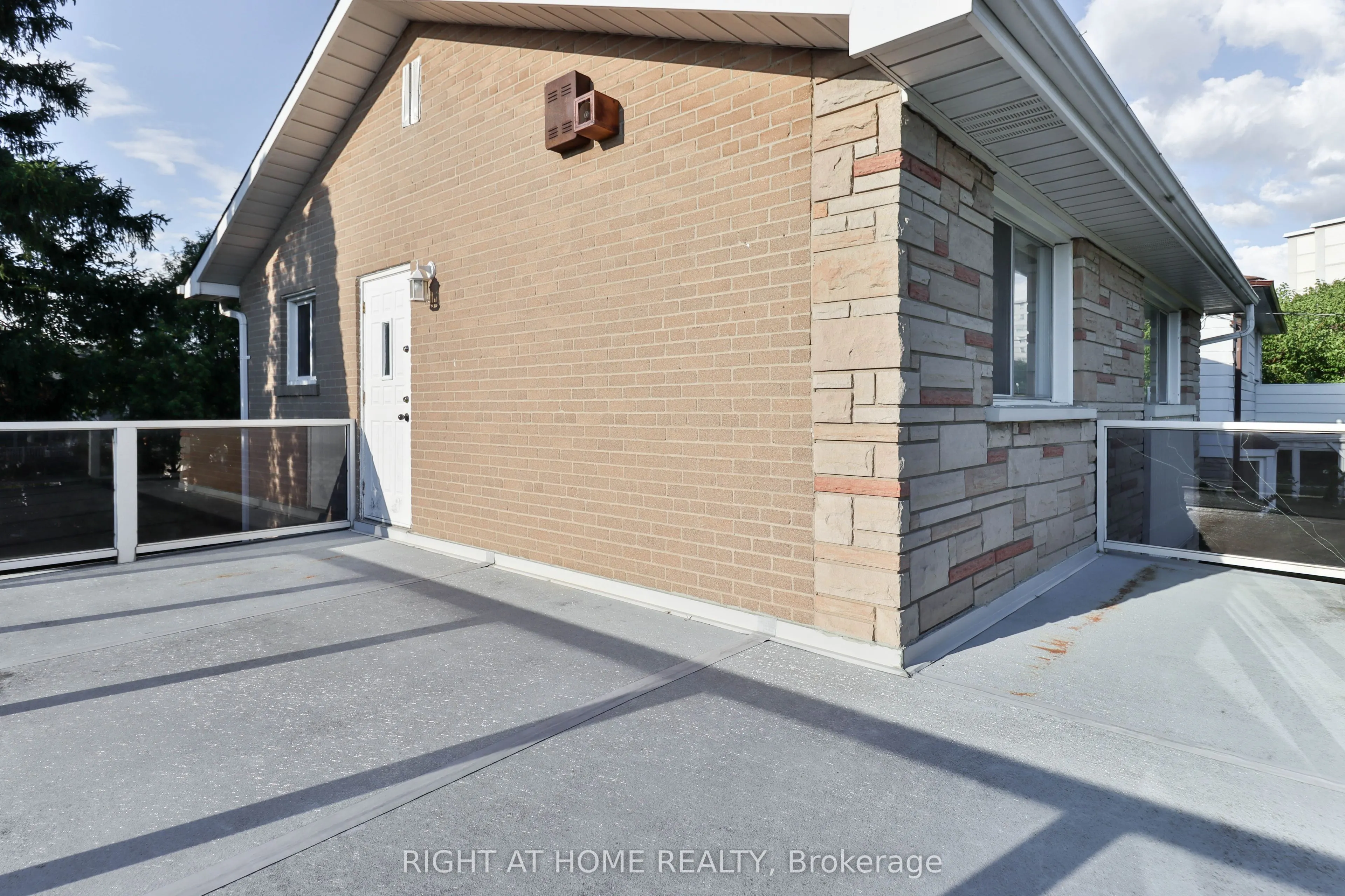 106 Grandravine Drive