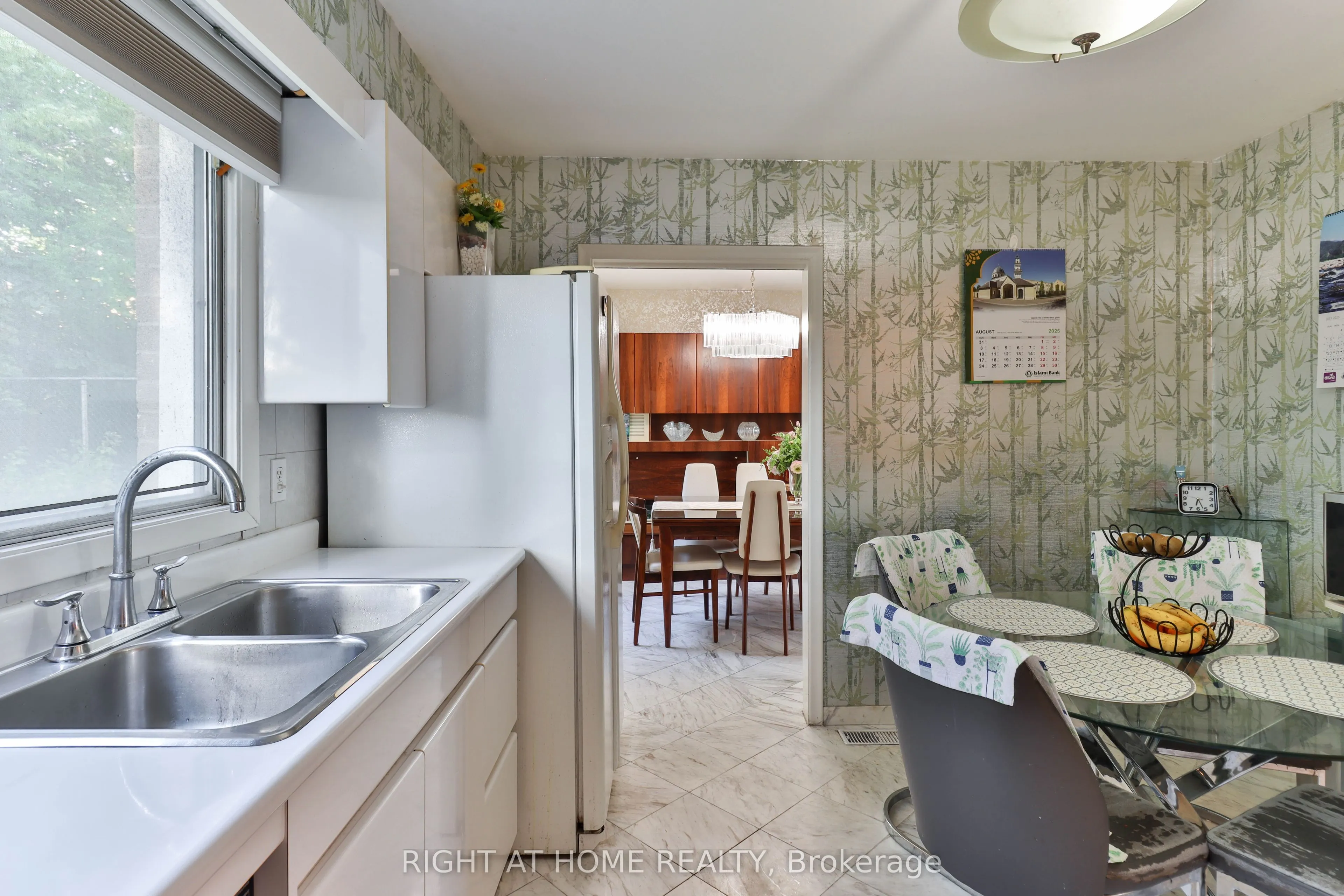 106 Grandravine Drive