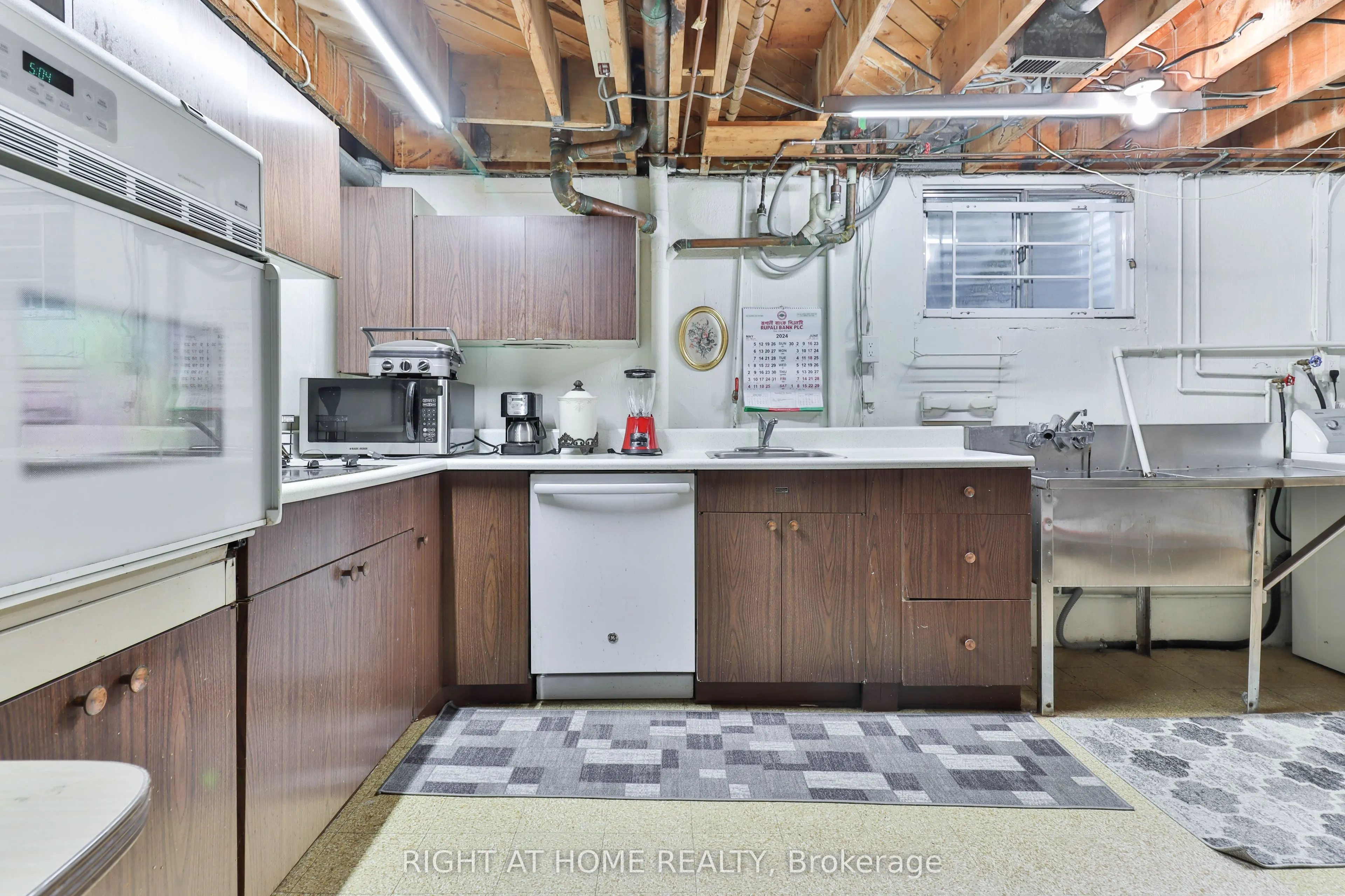 106 Grandravine Drive