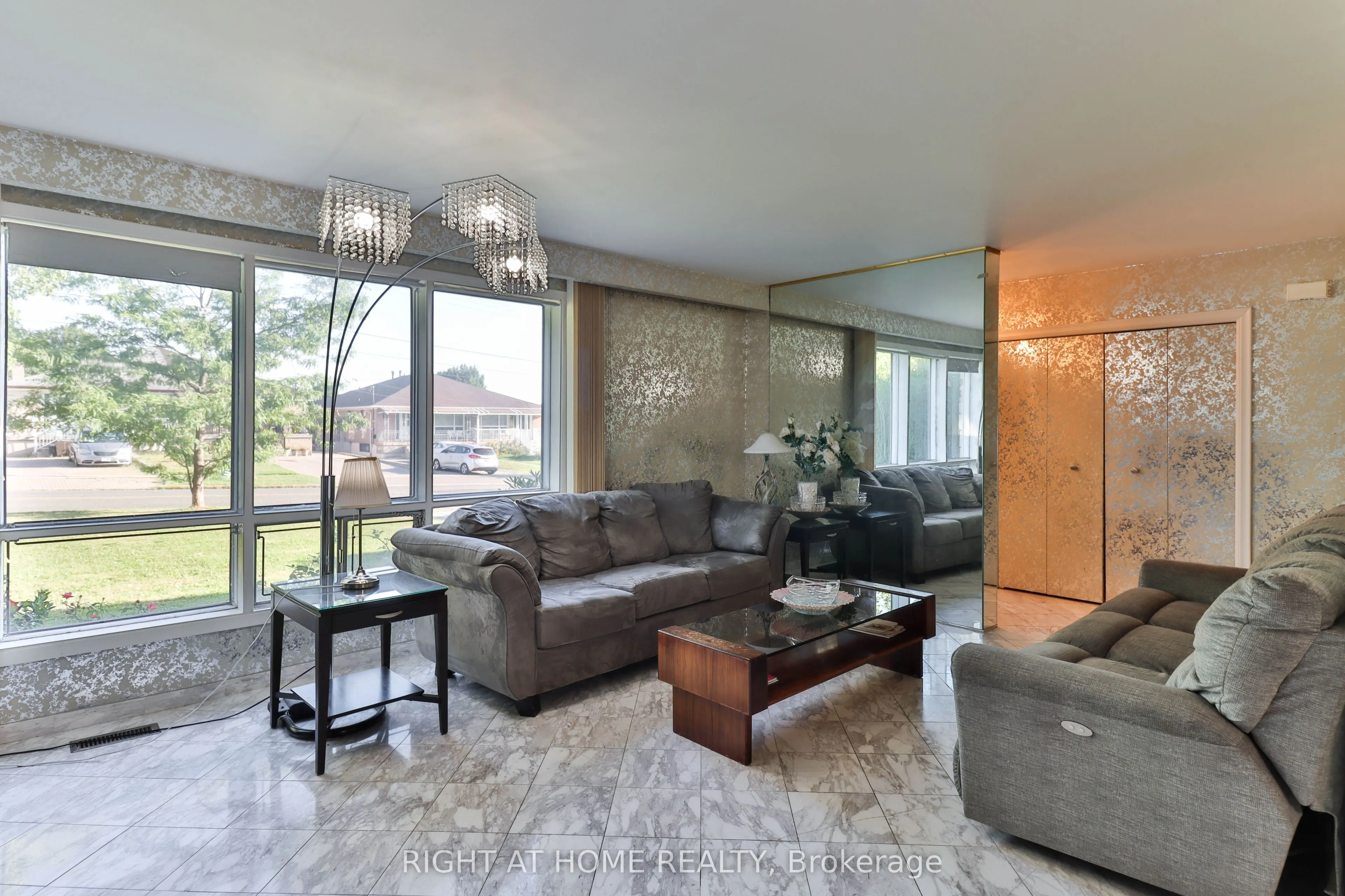 106 Grandravine Drive