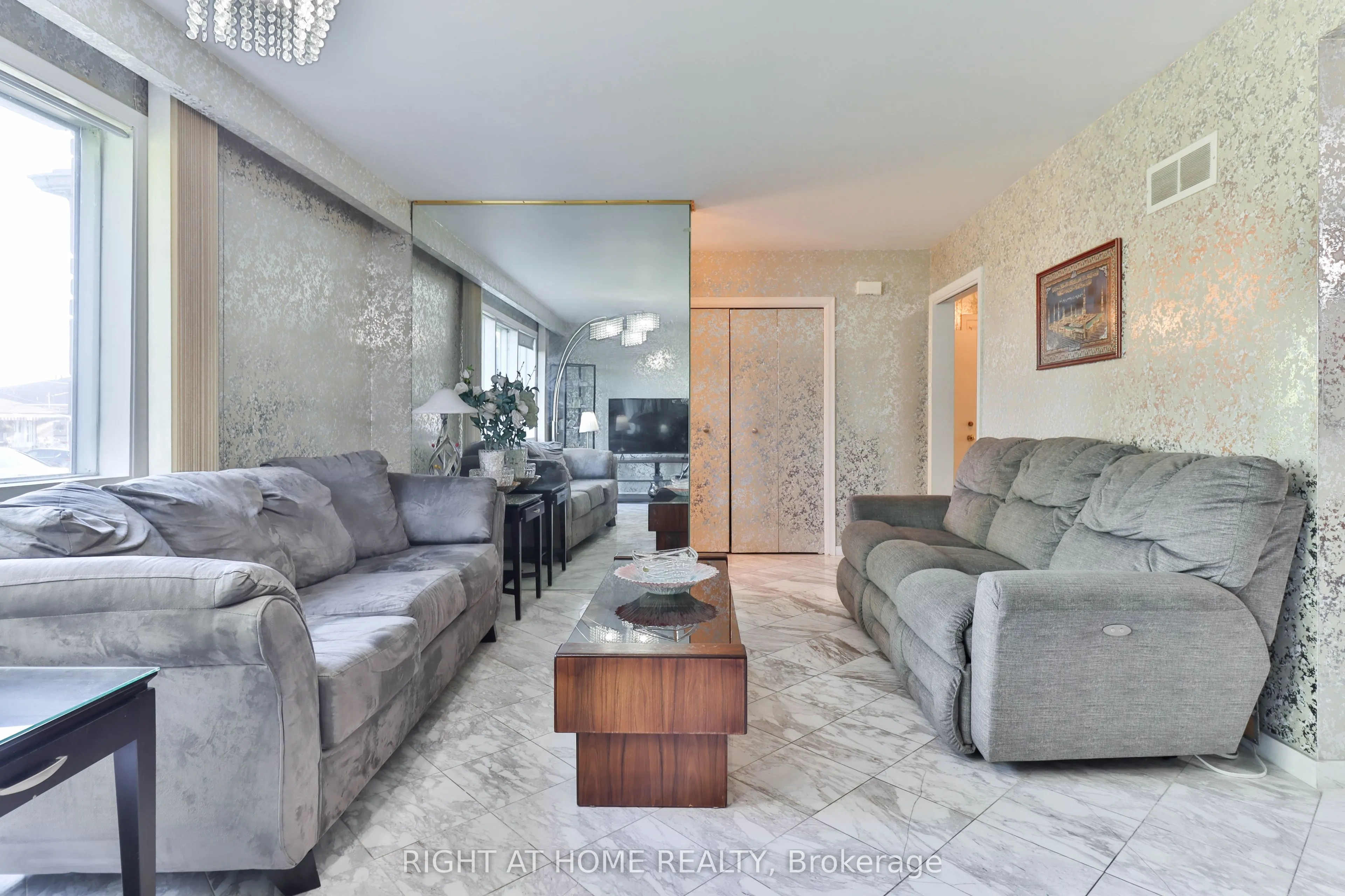 106 Grandravine Drive