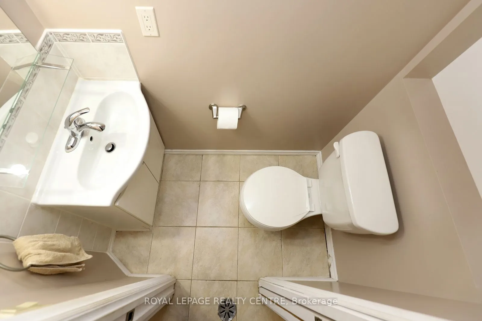 444 Silverstone Drive, #11