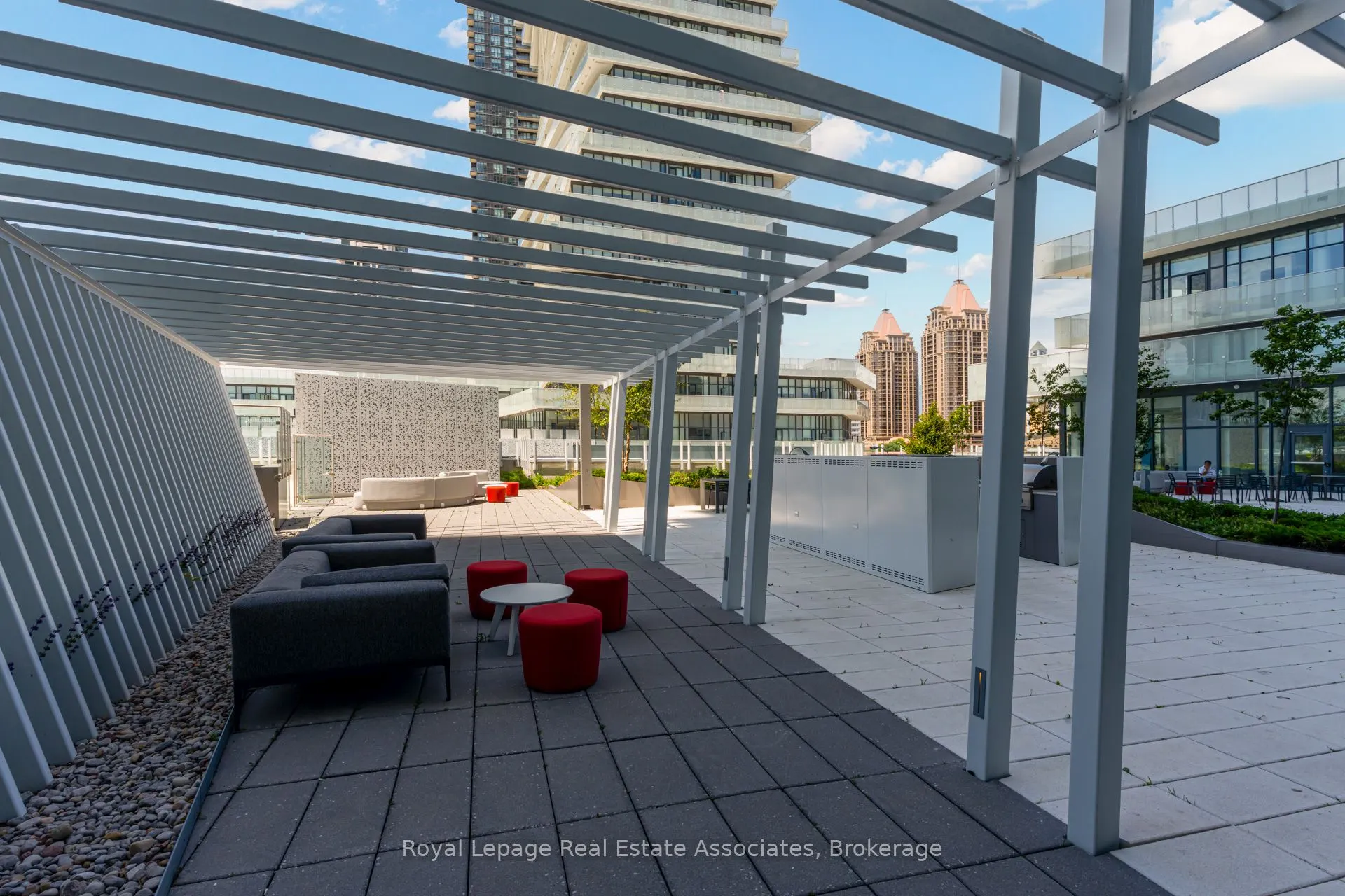 3883 Quartz Road, #1807
