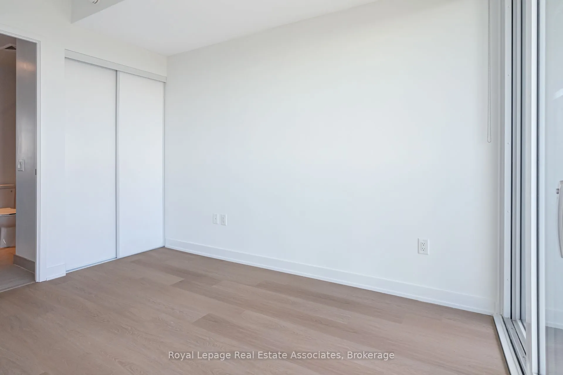 3883 Quartz Road, #1807