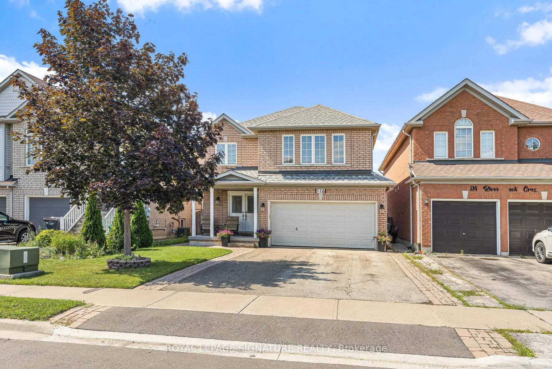 116 River Rock Crescent