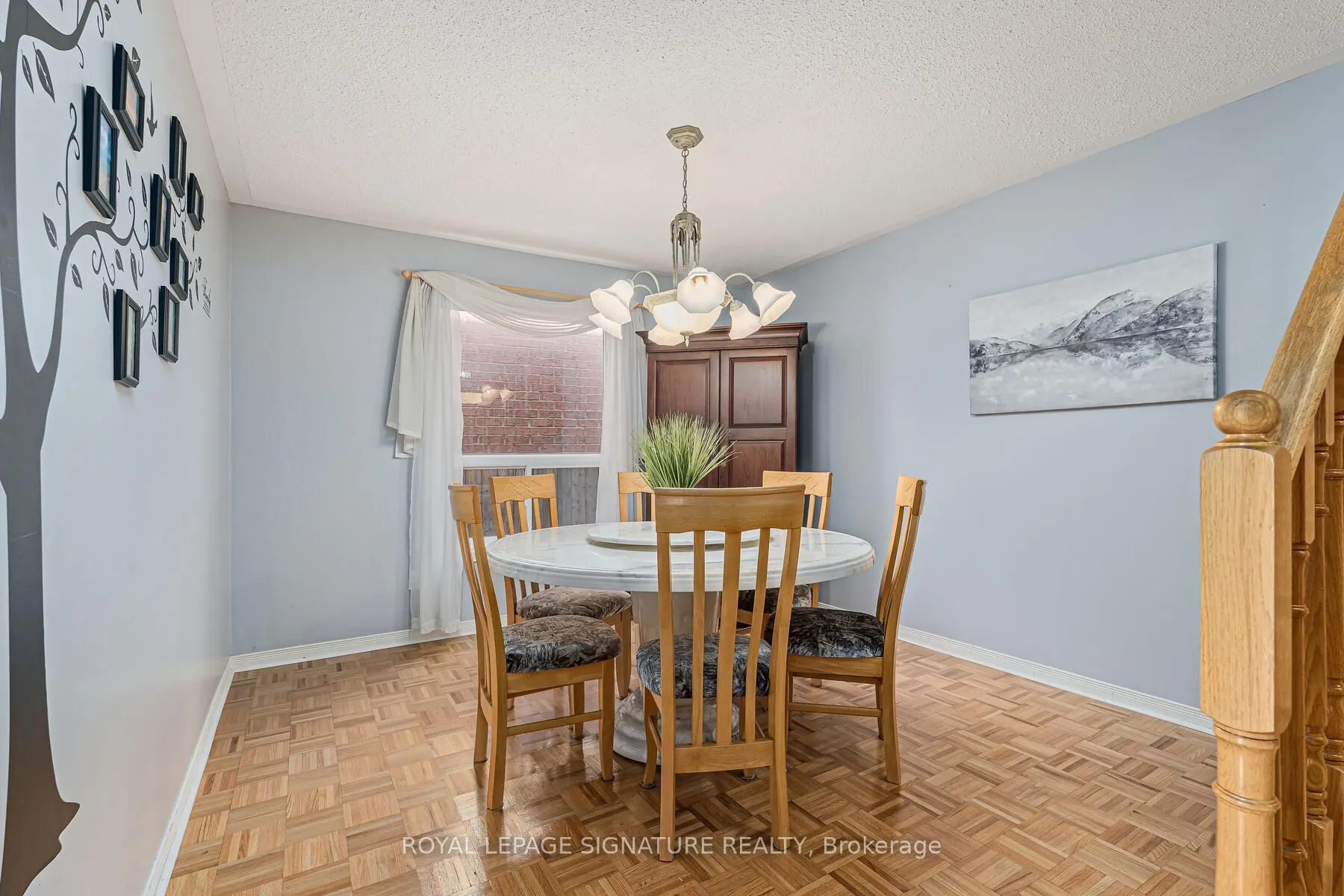 116 River Rock Crescent