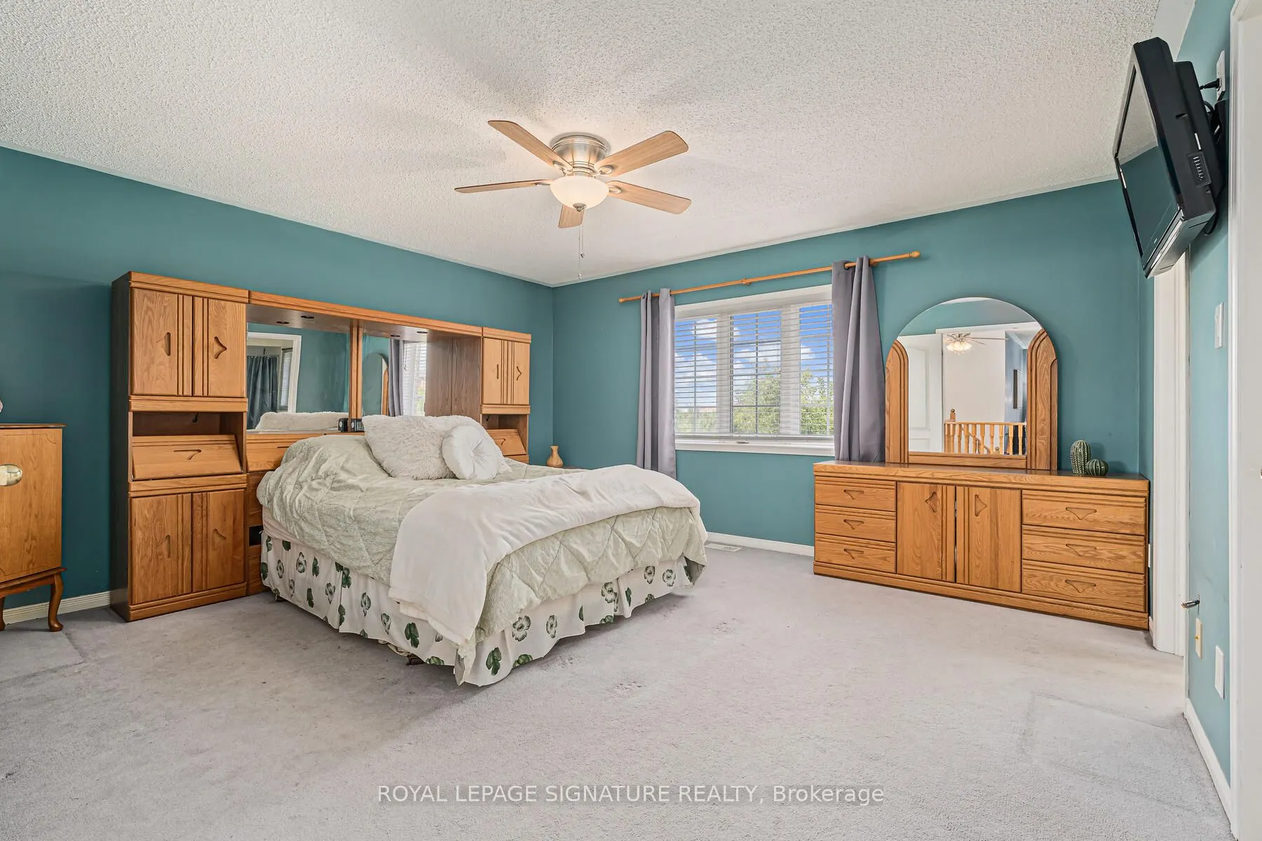 116 River Rock Crescent